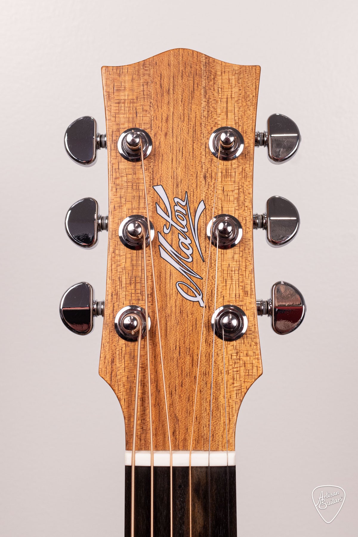 Maton Guitars Solid Road Series SRS-808C - 16719