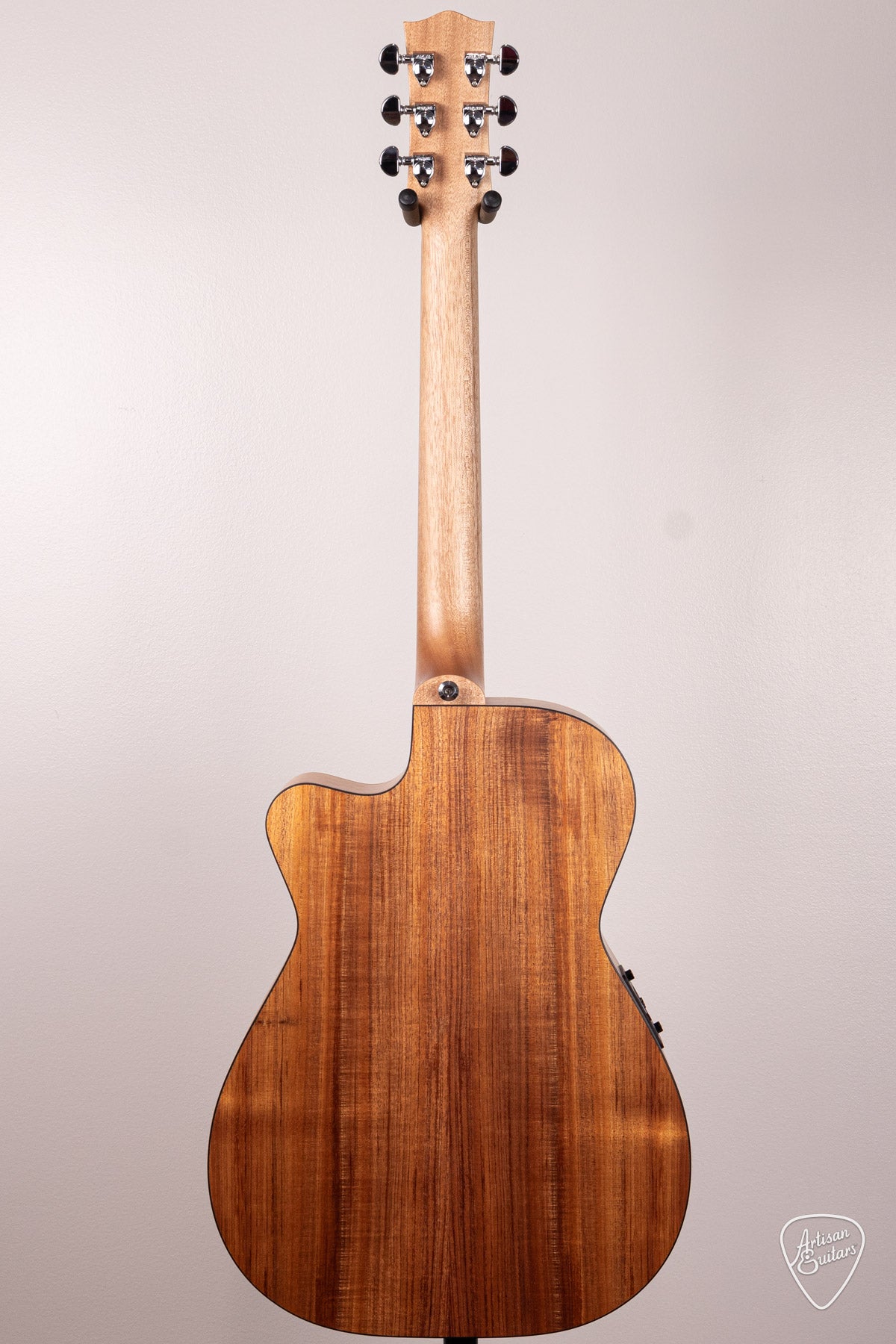 Maton Guitars Solid Road Series SRS-808C - 16719