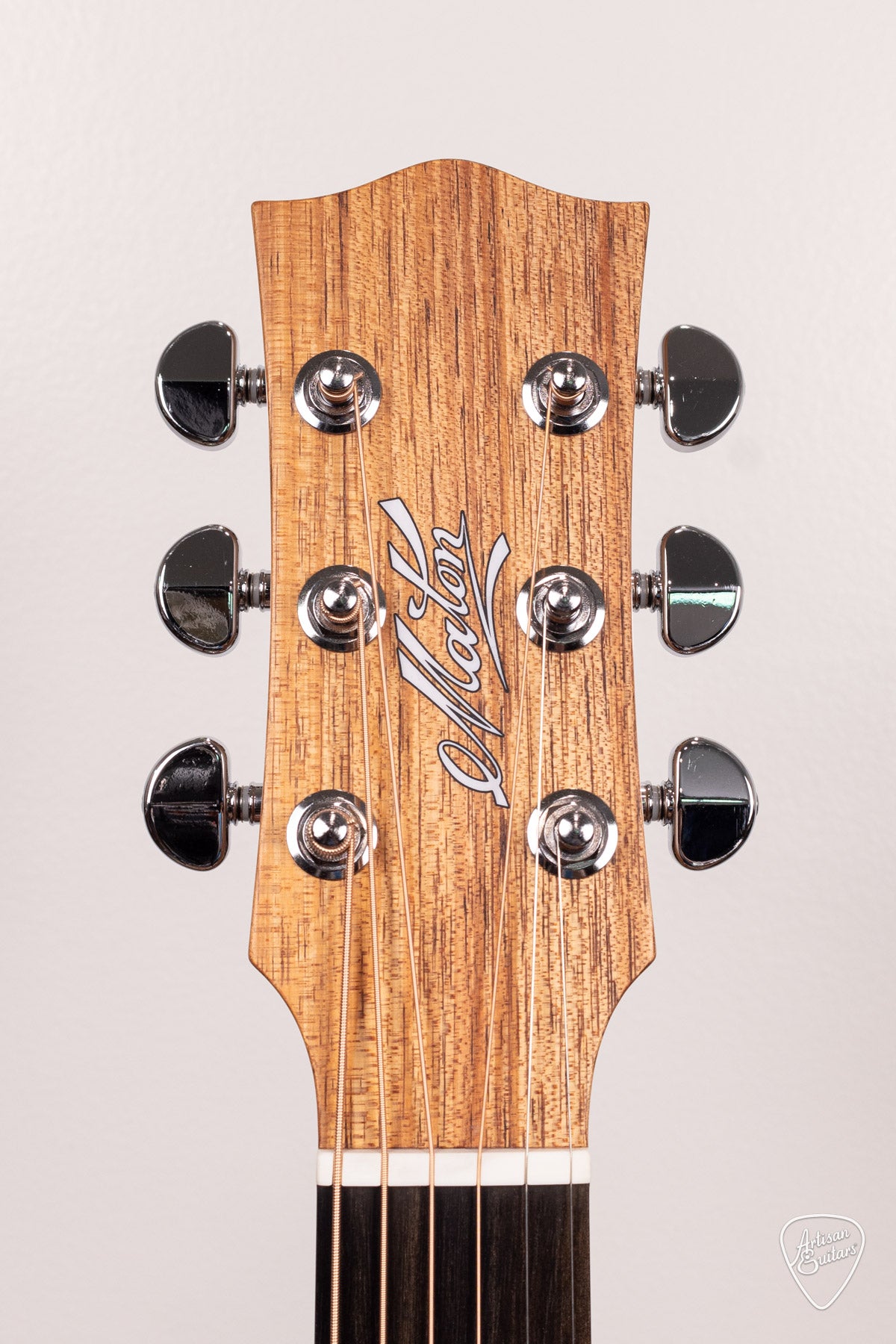 Maton Guitars Solid Road Series SRS-808C - 16748