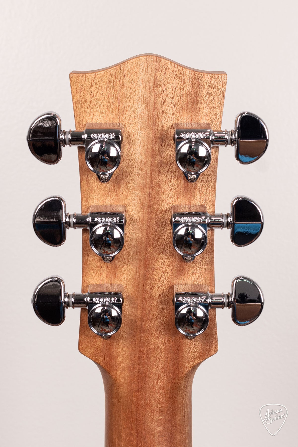 Maton Guitars Solid Road Series SRS-808C - 16748
