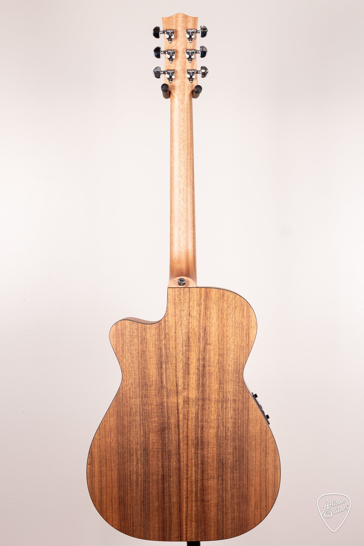 Maton Guitars Solid Road Series SRS-808C - 16748