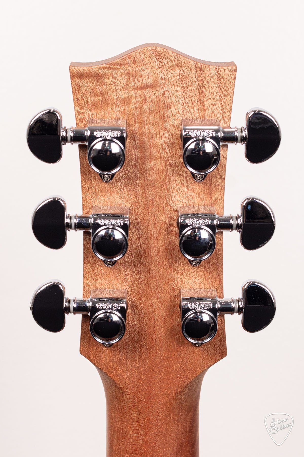 Maton Guitars Solid Road Series SRS-808C - 16792