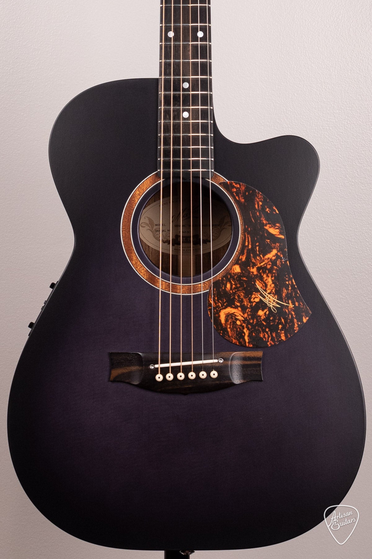 Maton Guitars Ghost Black SRS-808C - 16731