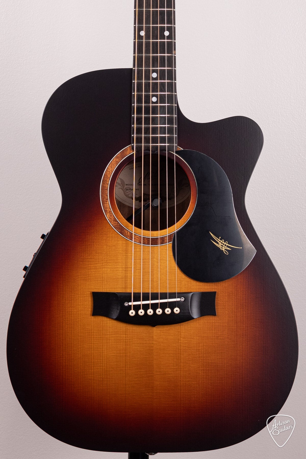 Maton Guitars Solid Road Series SRS-808C - 16642