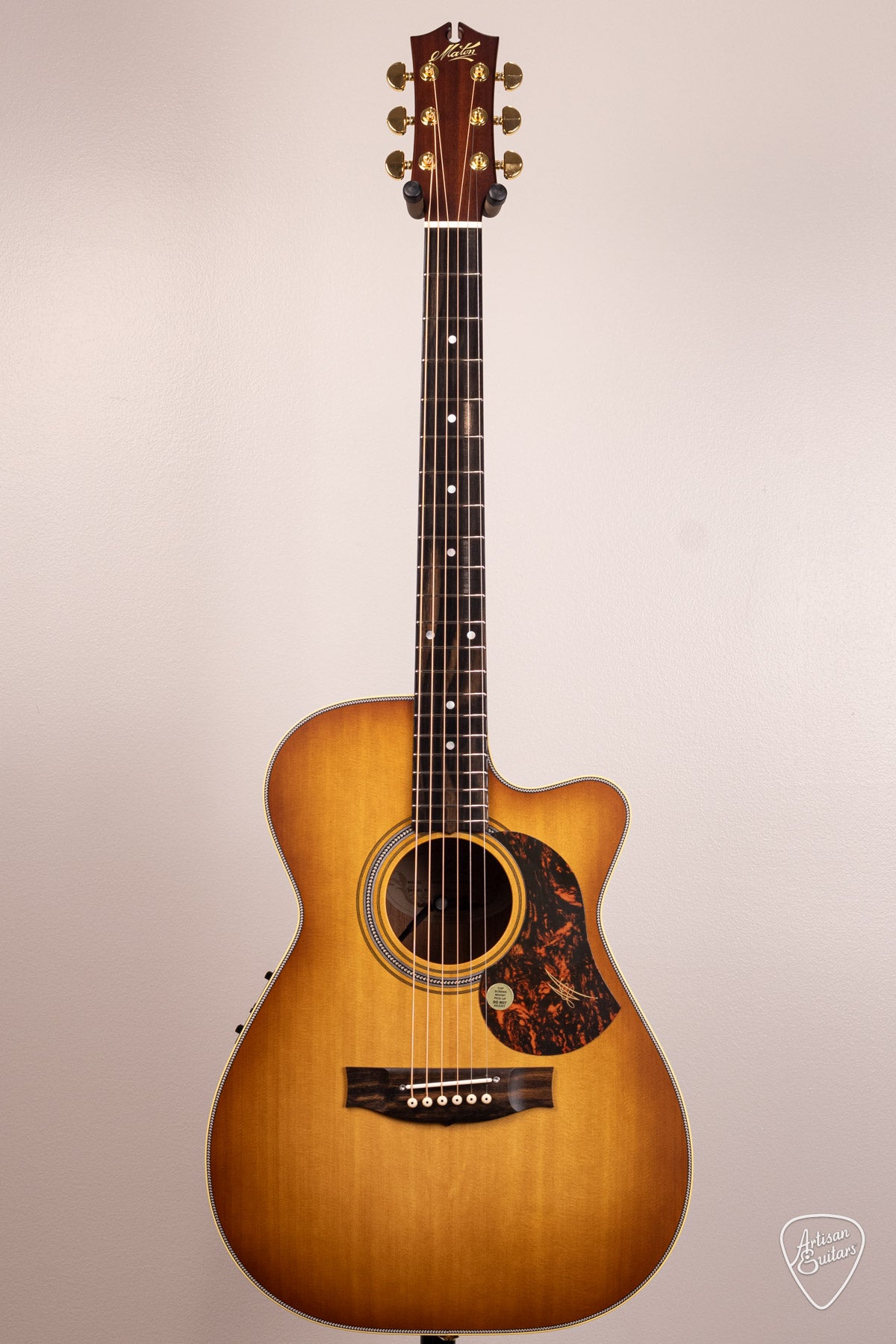 Maton Guitars EBG-808C Nashville Cutaway - 16612