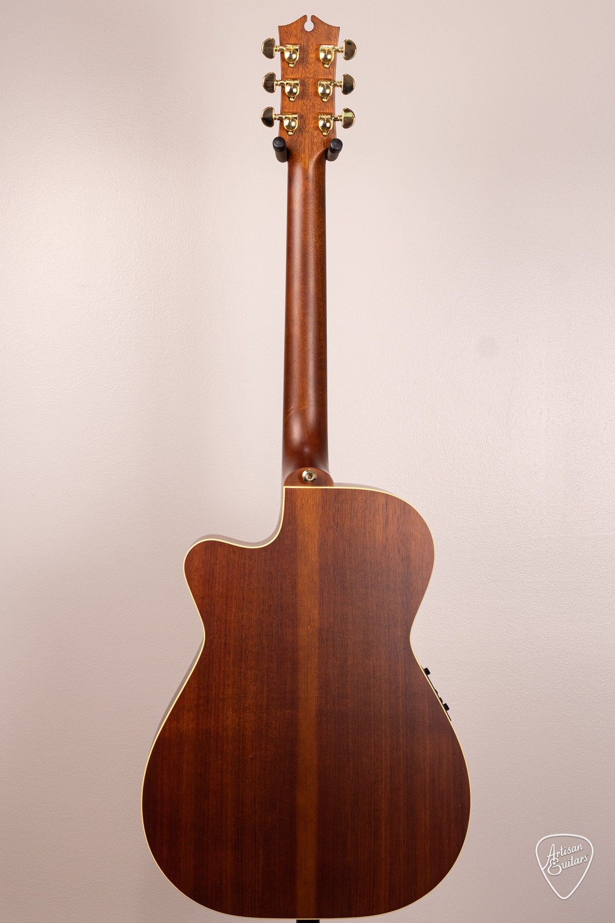 Maton Guitars EBG-808C Nashville Cutaway - 16612