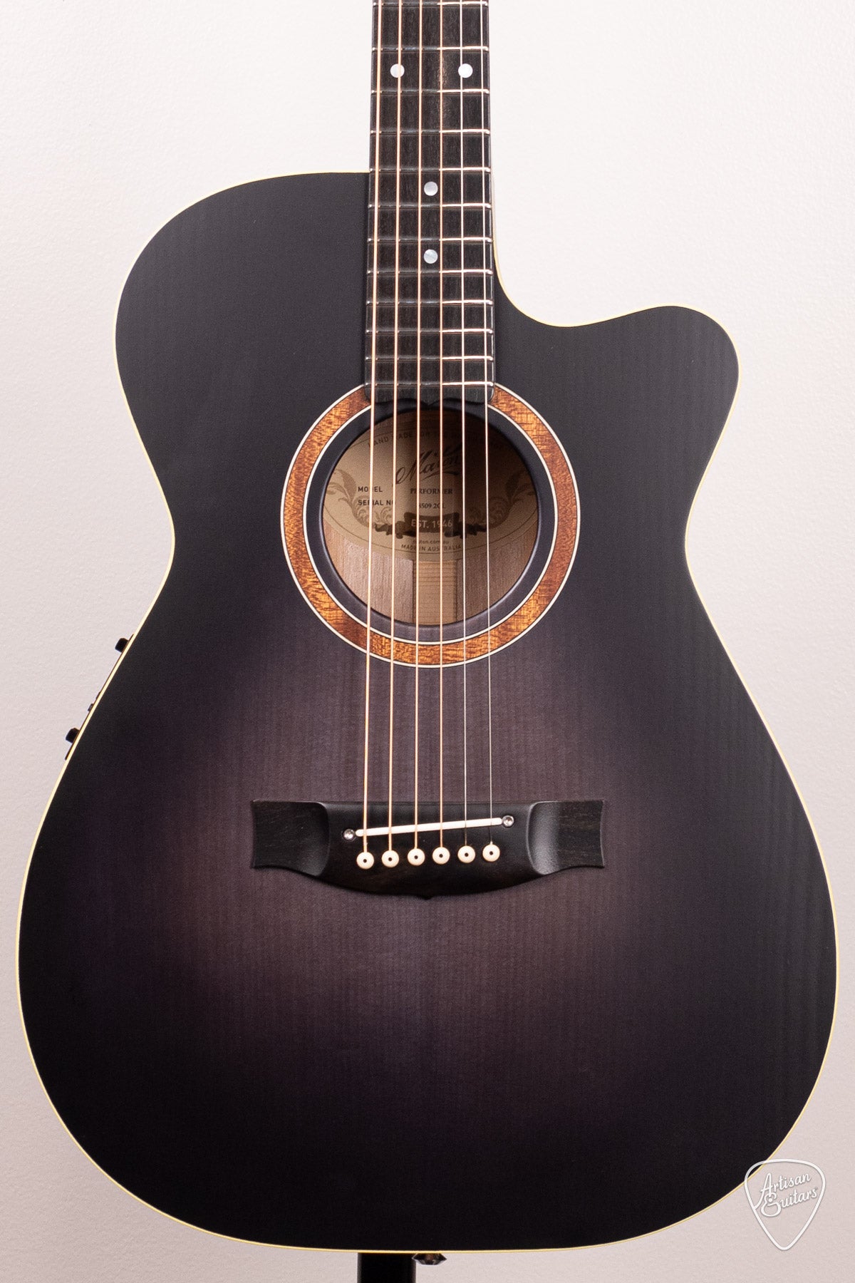 Maton Guitars EBG-808C Performer - 16790