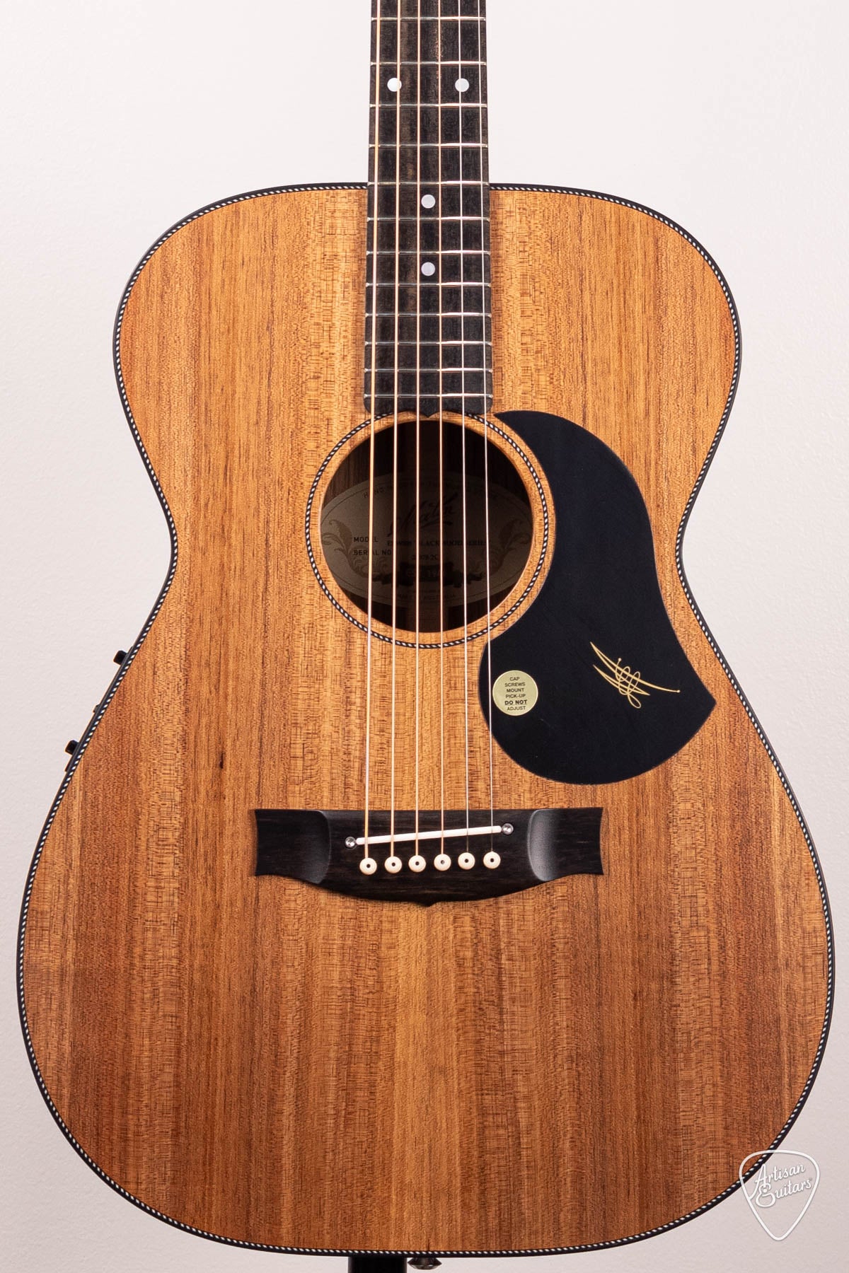 Maton Guitars All-Blackwood EBW-808 - 16655 | Artisan Guitars