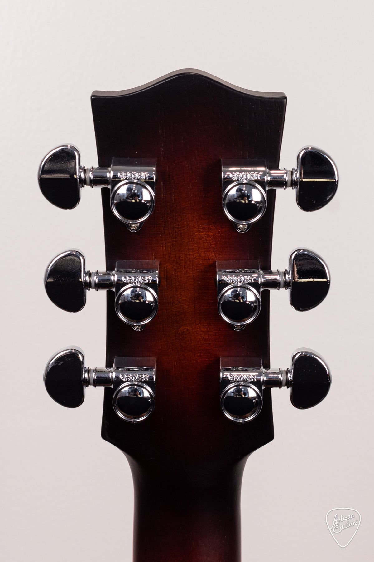 Maton Guitars Solid Road Series SRS-70C Dreadnought - 16657
