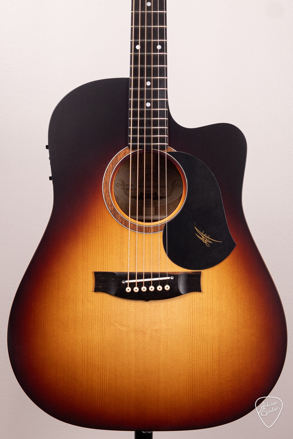 Maton Guitars Solid Road Series SRS-70C Dreadnought - 16657