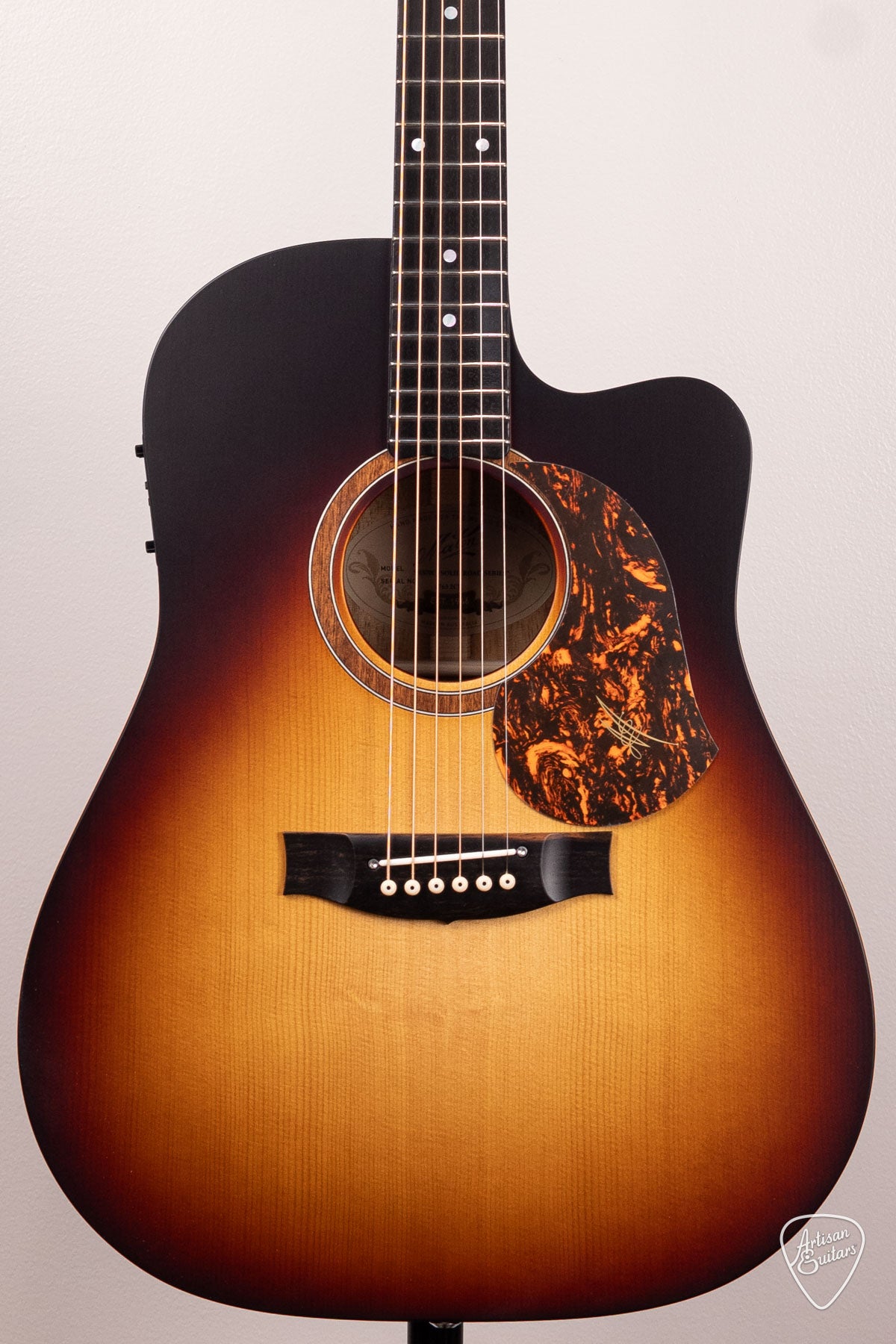 Maton Guitars Solid Road Series SRS-70C Dreadnought - 16657