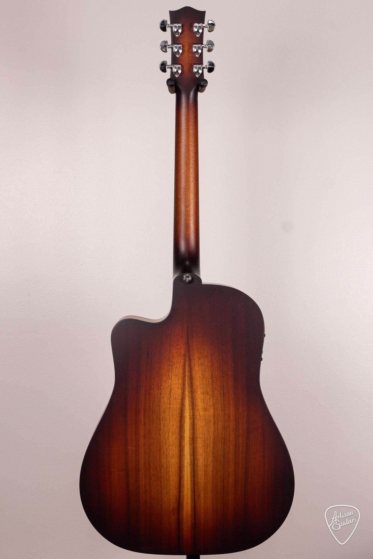 Maton Guitars Solid Road Series SRS-70C Dreadnought - 16657