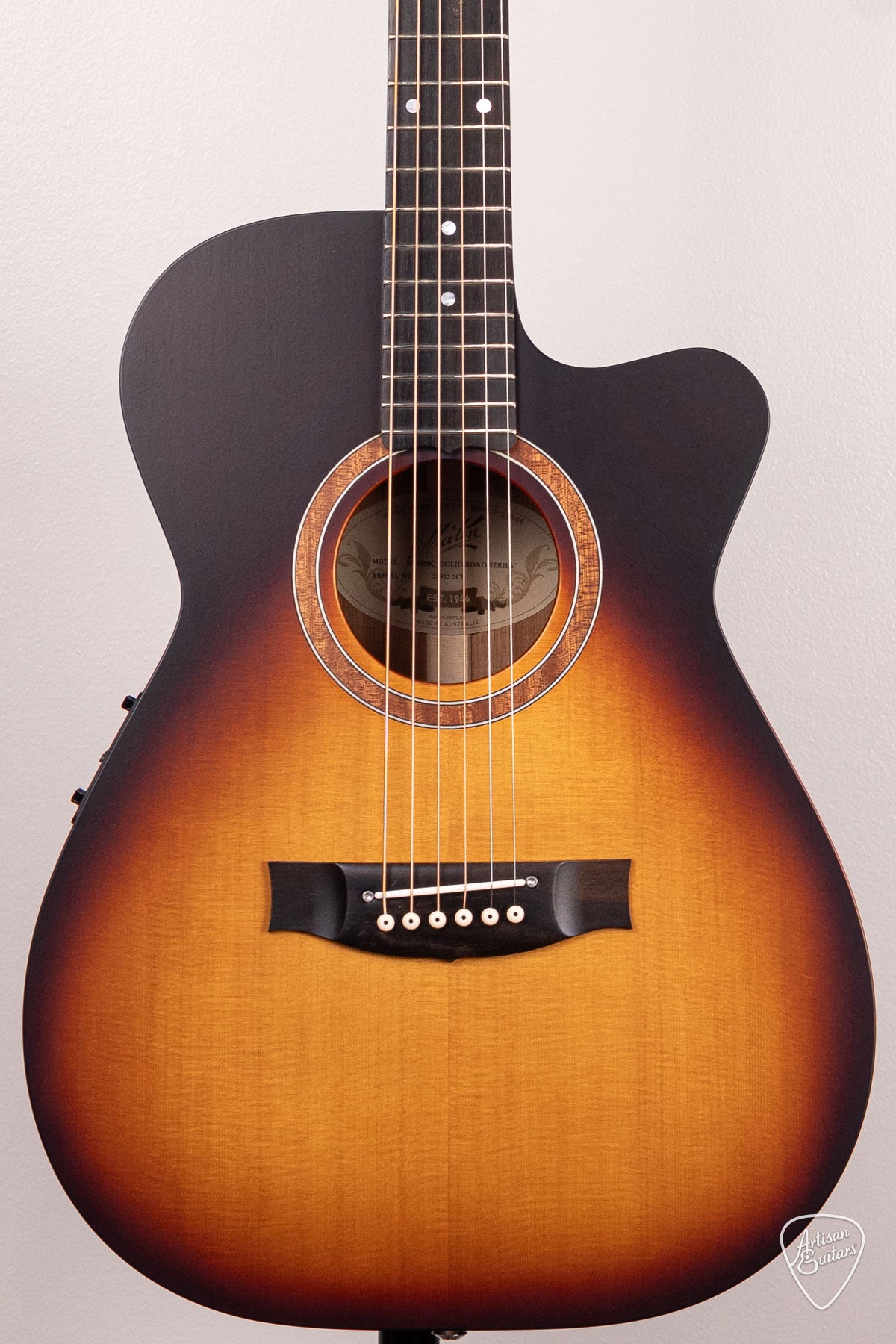 Maton Guitars Solid Road Series SRS-808C - 16658