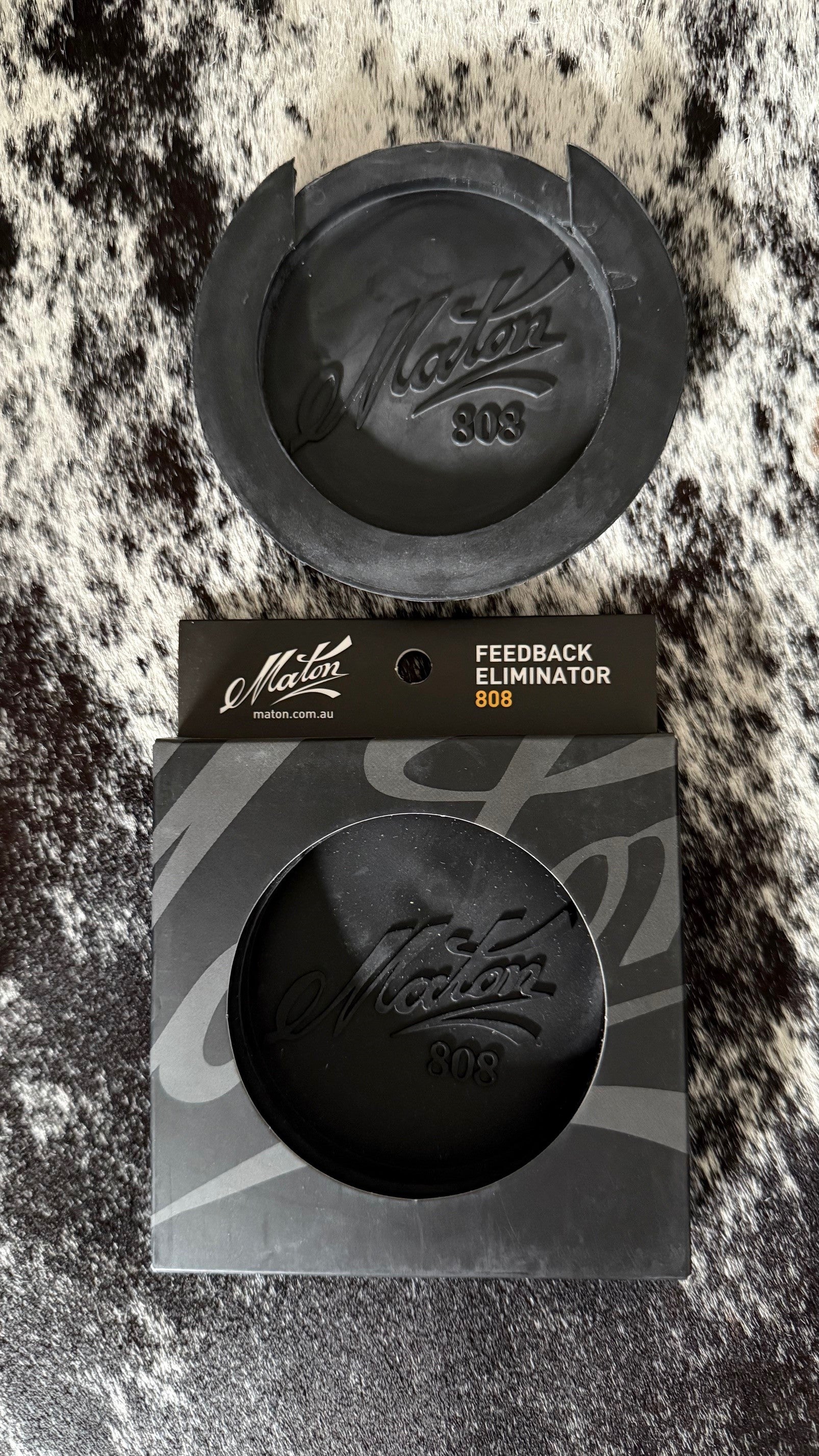 Maton 808 Size Feedback Eliminator Sound Hole Cover - 14551