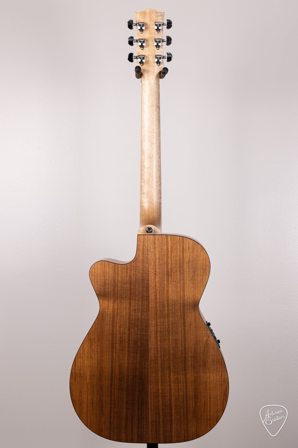 Maton Guitars All-Blackwood EBW-808C Cutaway - 16522