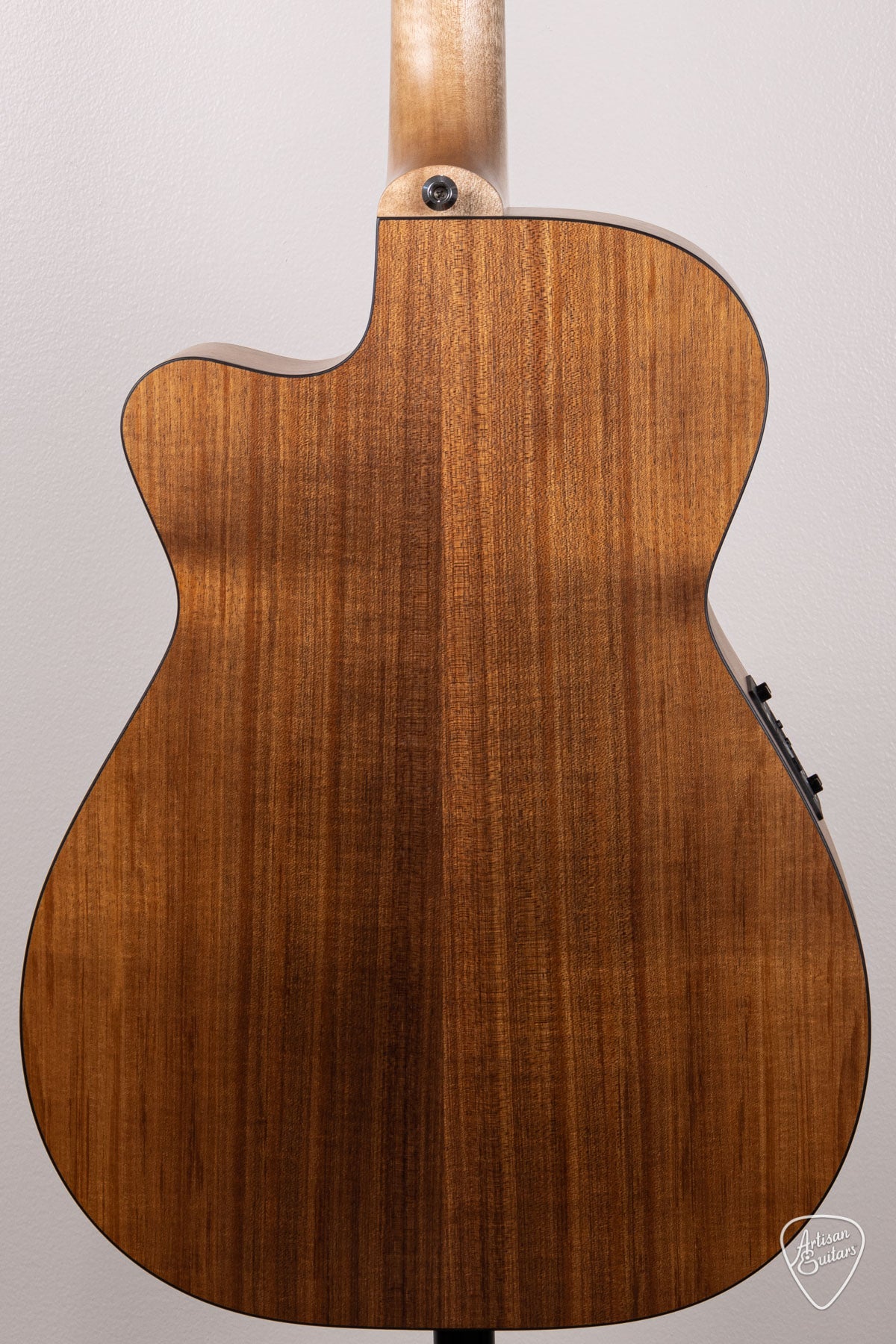 Maton Guitars All-Blackwood EBW-808C Cutaway - 16522