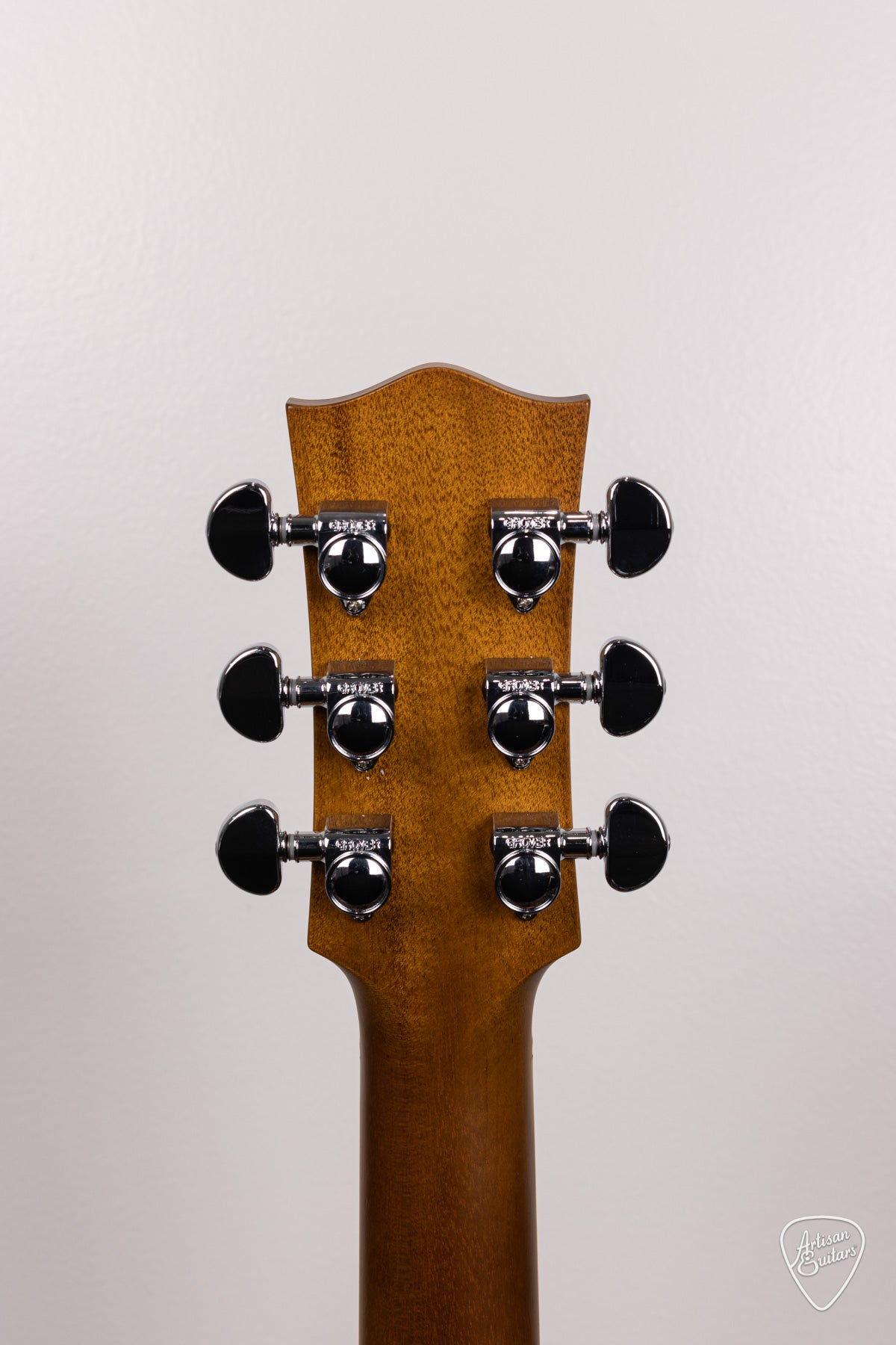 Maton Guitars EBG-808-TEC Tommy Emmanuel Cutaway - 16524