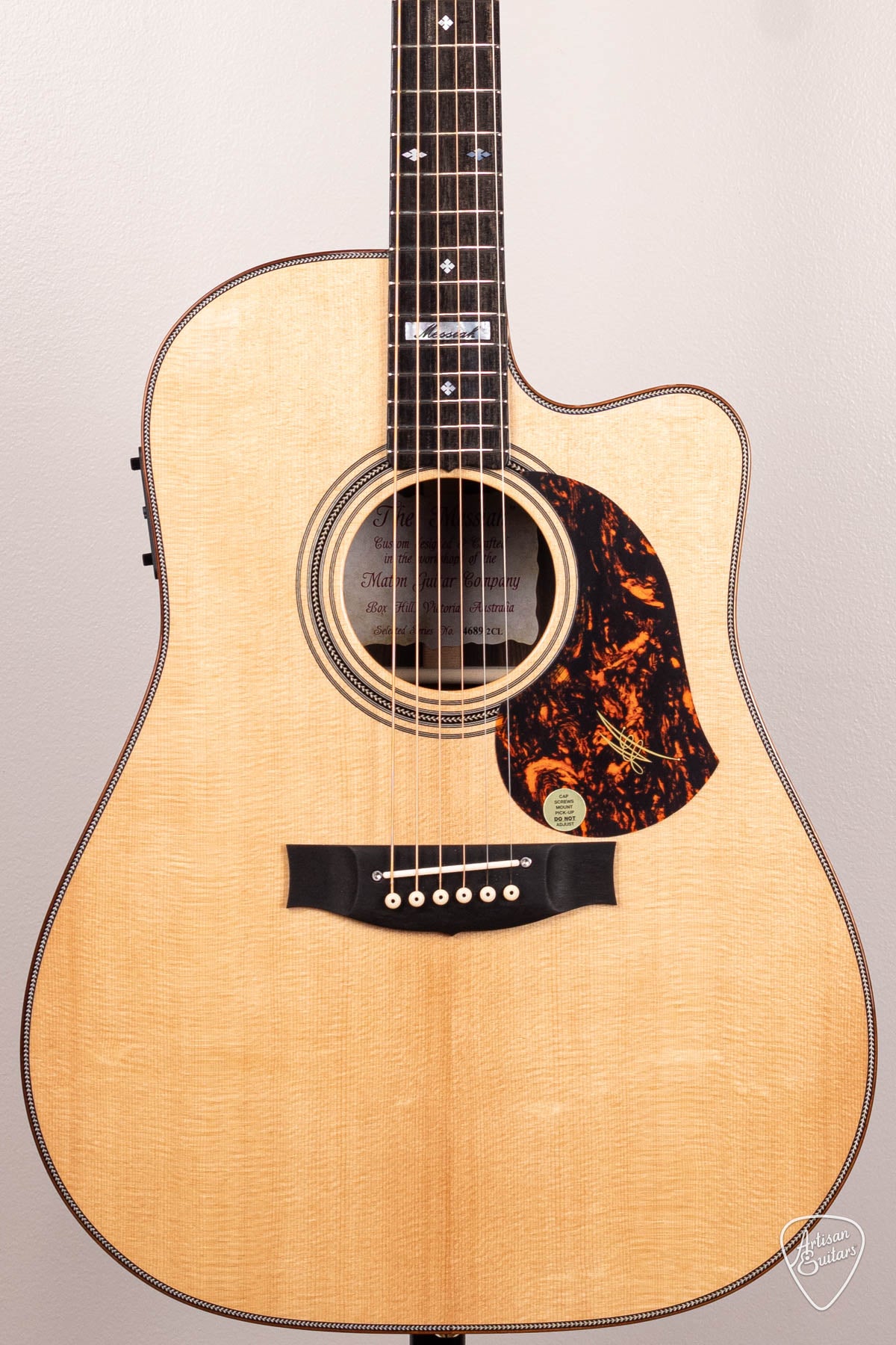 Maton Guitars EM100C Messiah Dreadnought Cutaway - 16692