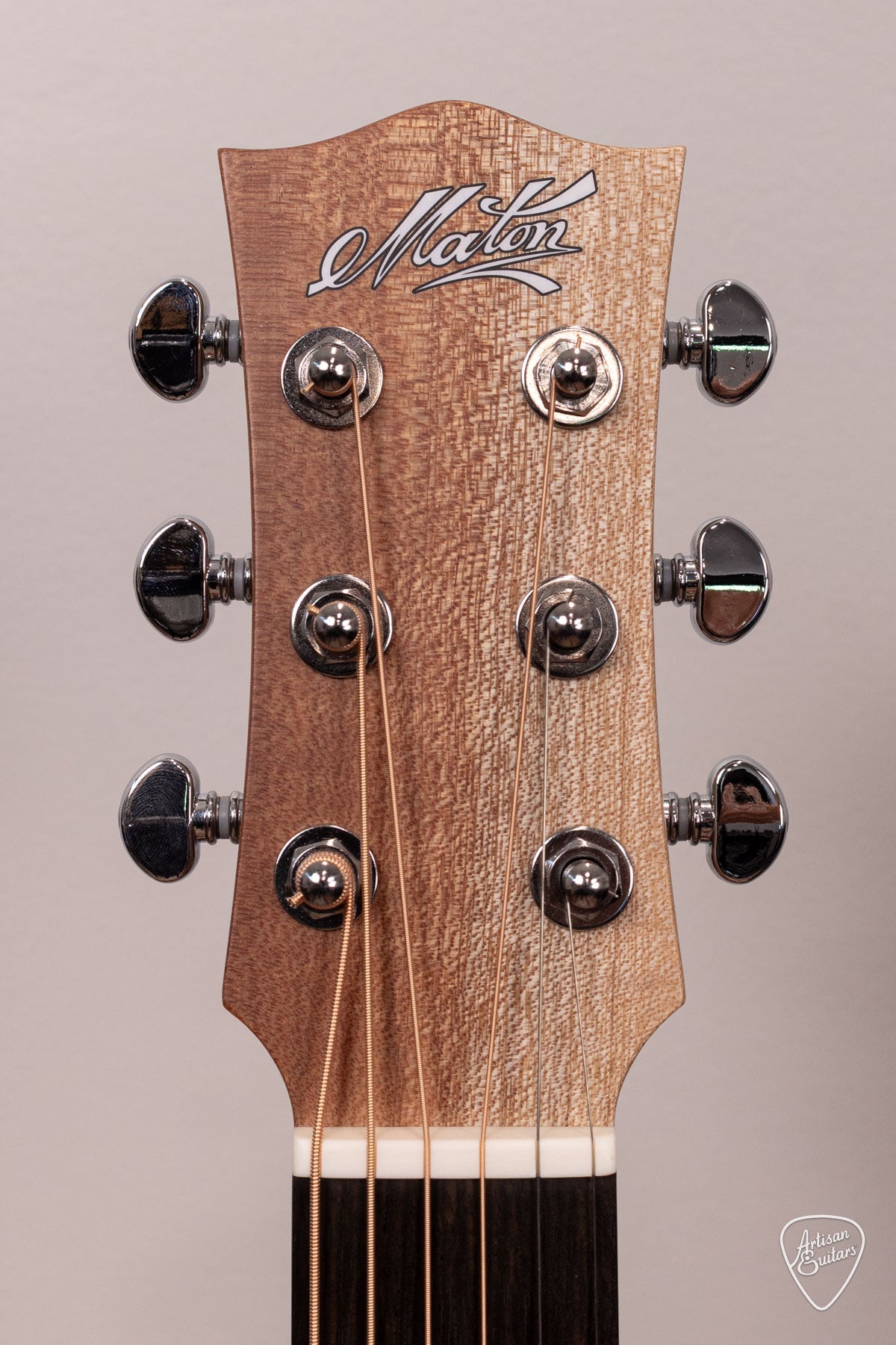 Maton Guitars EM6 Mini - 17143