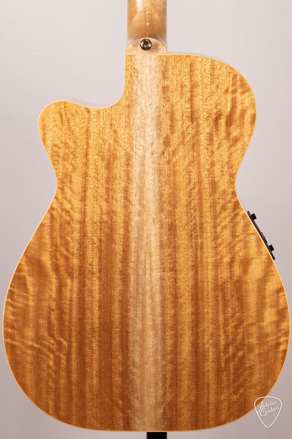 Maton Guitars Pre-Owned EBG-808C Performer - 16707