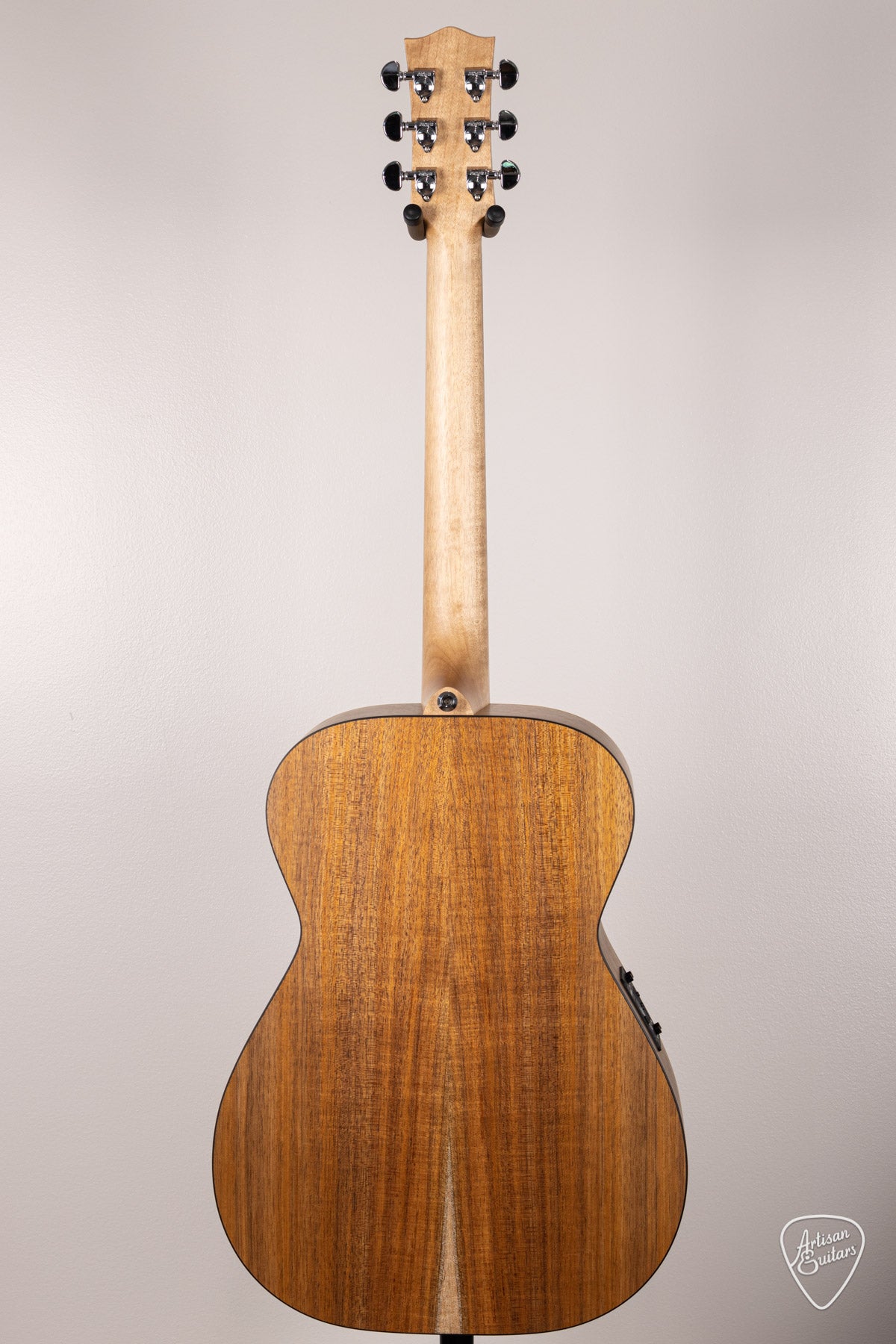 Maton Guitars Solid Road Series SRS-808 - 16517