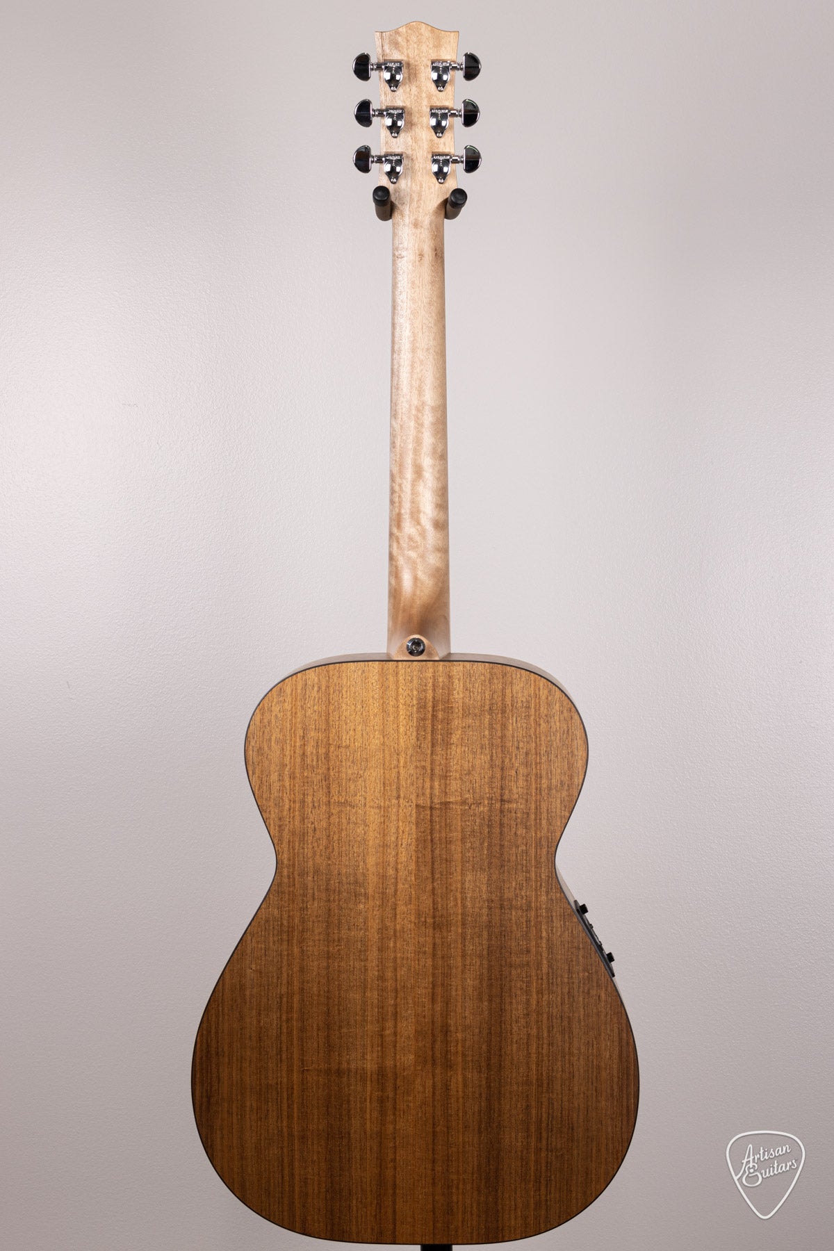 Maton Guitars Solid Road Series SRS-808 - 16518