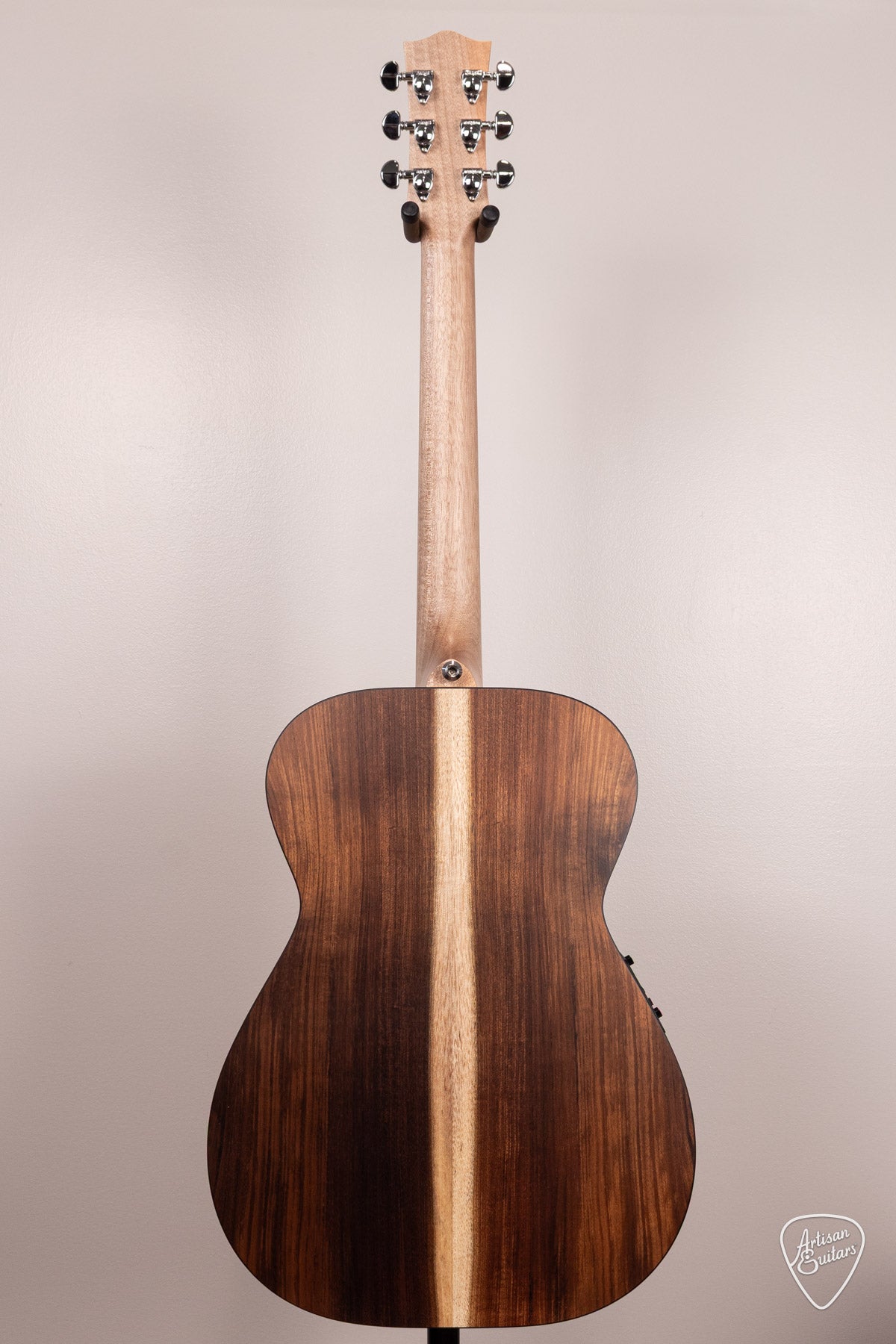 Maton Guitars Solid Road Series SRS-808 - 17192