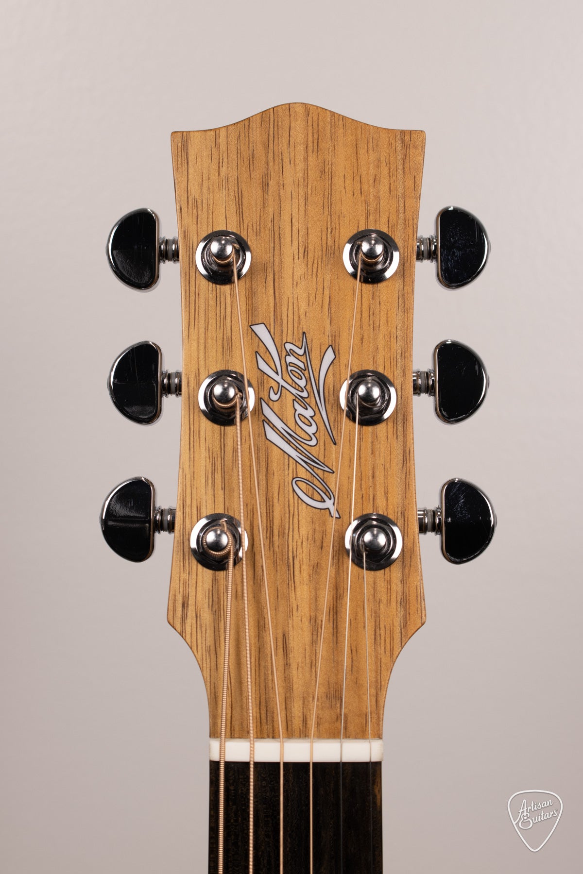 Maton Guitars Solid Road Series SRS-808C - 16520
