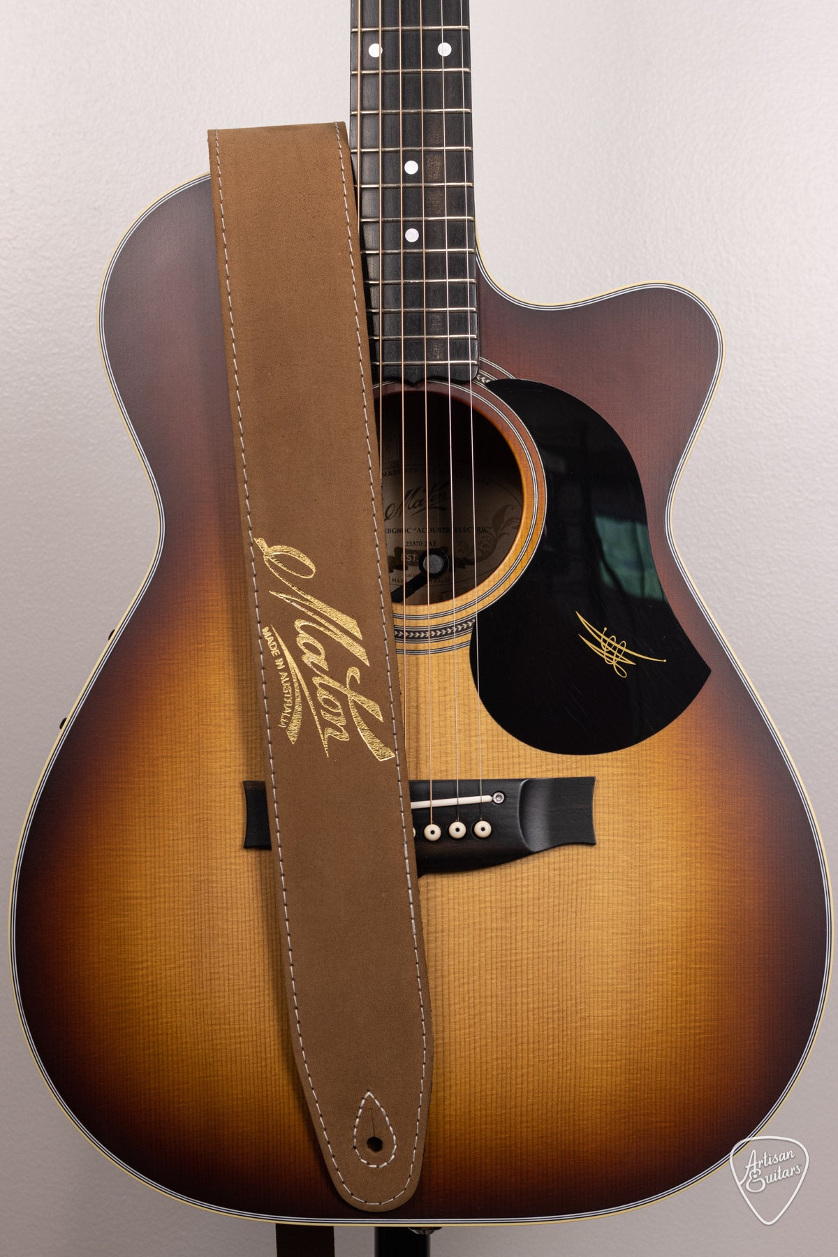 Maton Guitars Standard Leather Guitar Strap - Brown - 15202