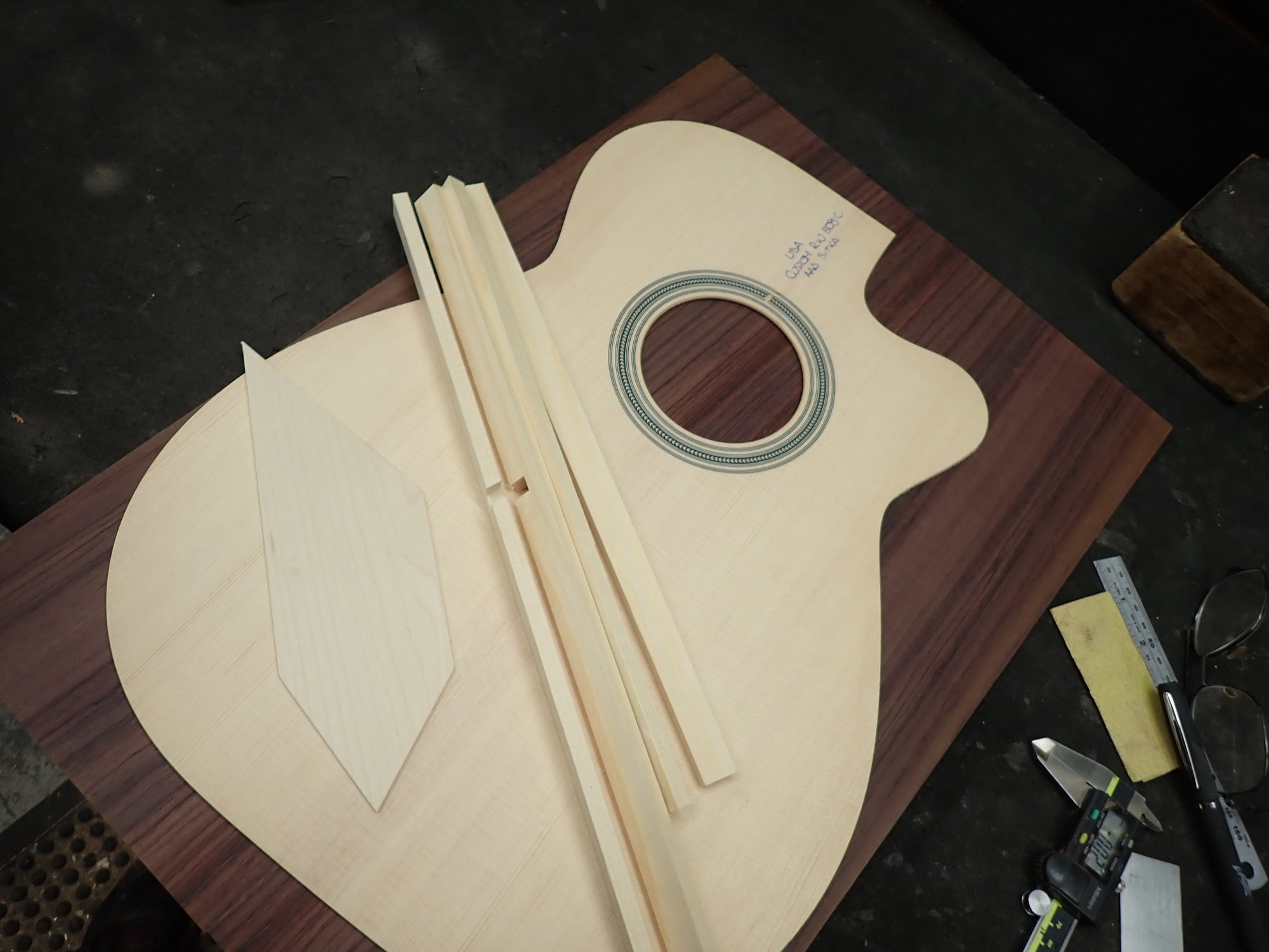 Maton Guitars Custom Shop 808 Cutaway - 16534