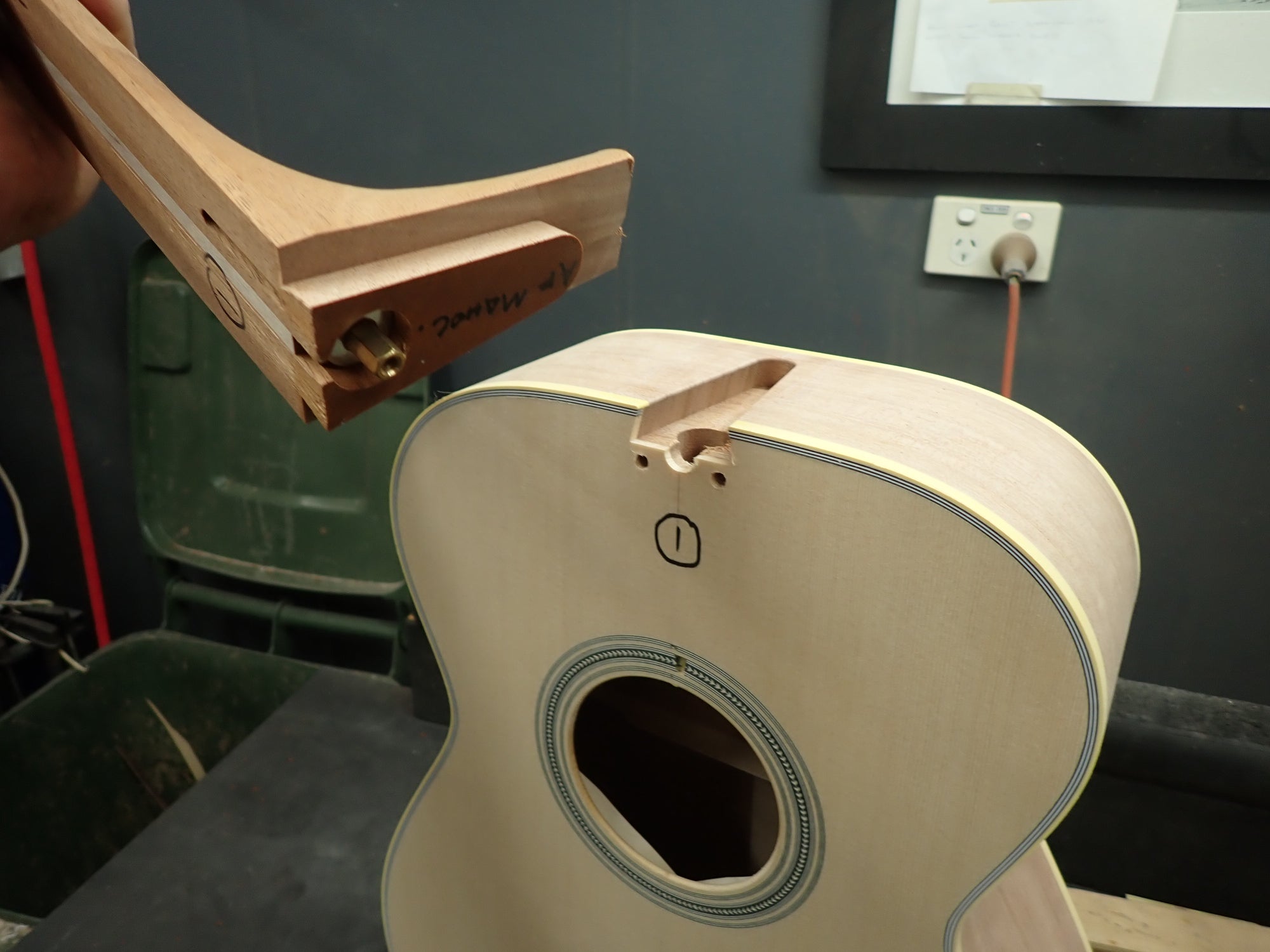 Maton Guitars Maton Custom Shop TE Personal - 16423