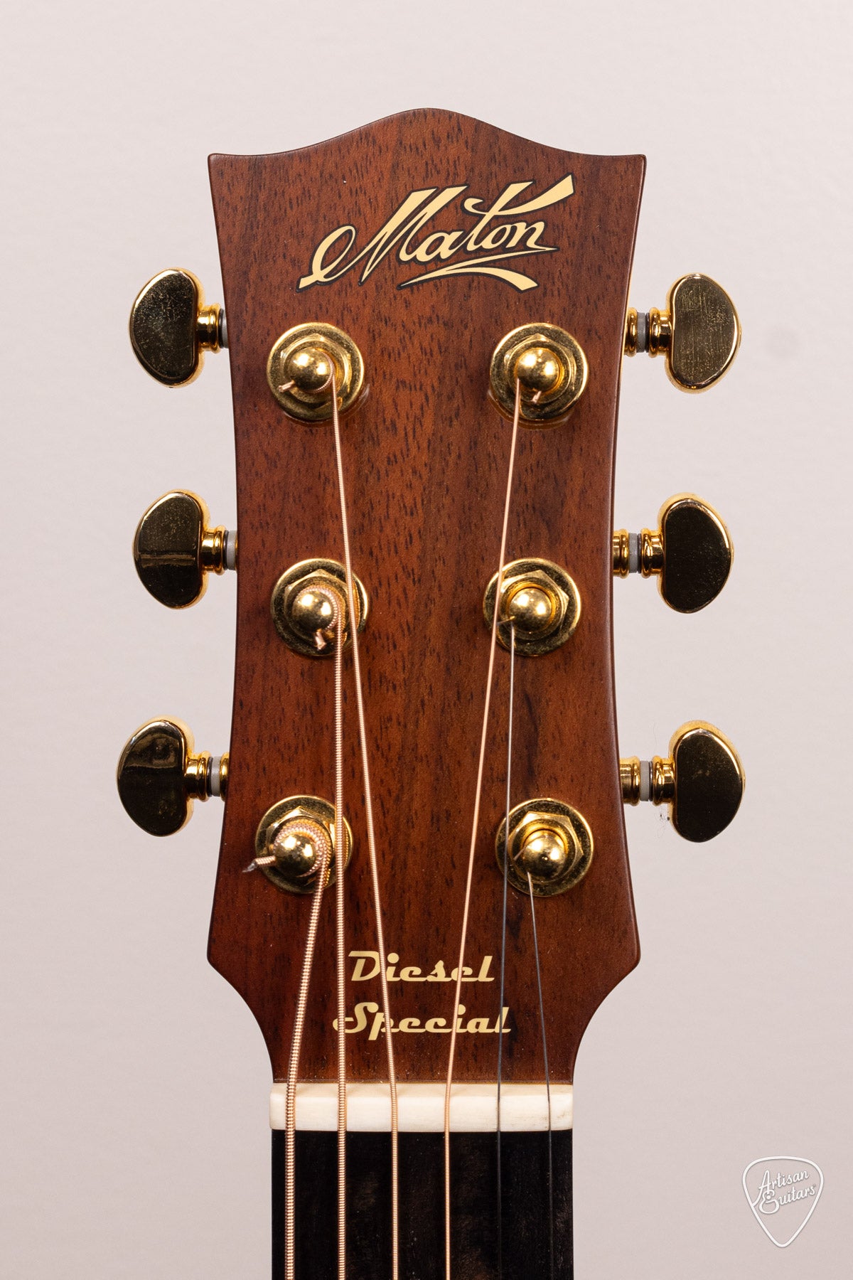 Pre-Owned Maton Guitars EMD6 Diesel Mini - 16623