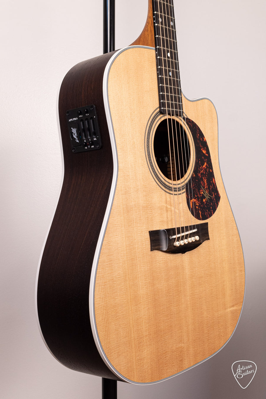 Maton Guitars Pre-Owned ER90C Dreadnought Cutaway - 16514