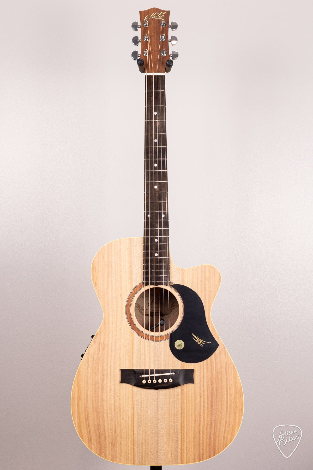 Maton Guitars EBG-808C Performer - 16881