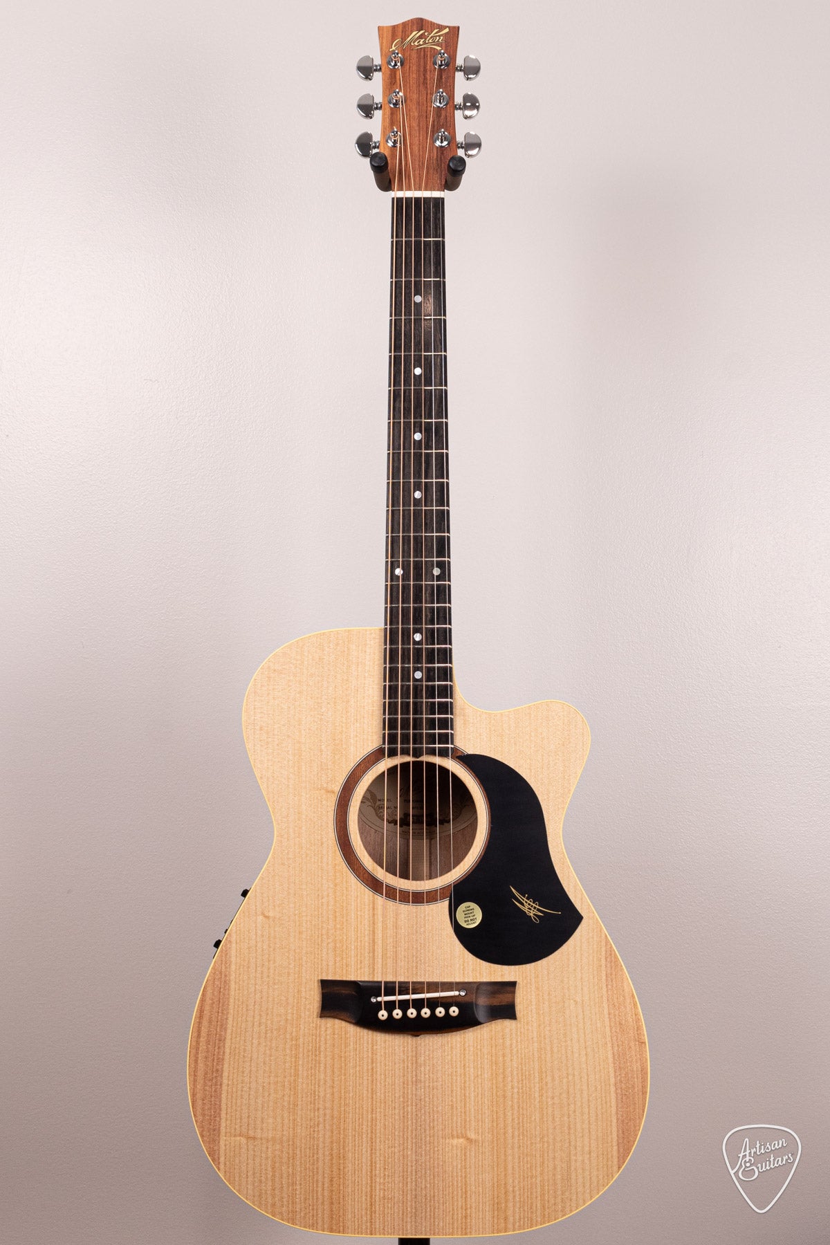 Maton Guitars EBG-808C Performer - 16972