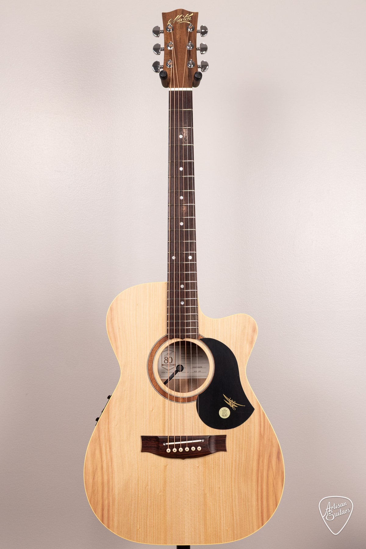 Maton Guitars EBG-808C Performer - 17185