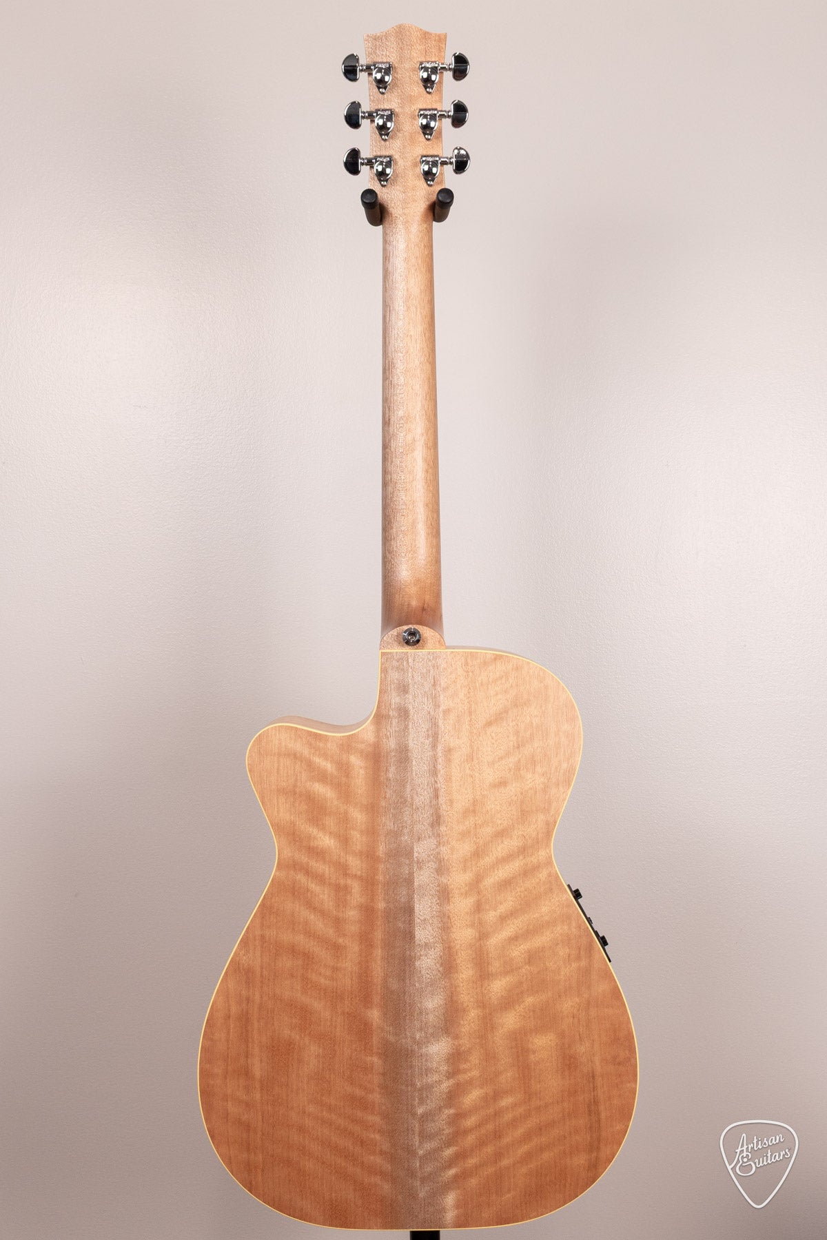 Maton Guitars EBG-808C Performer - 17185