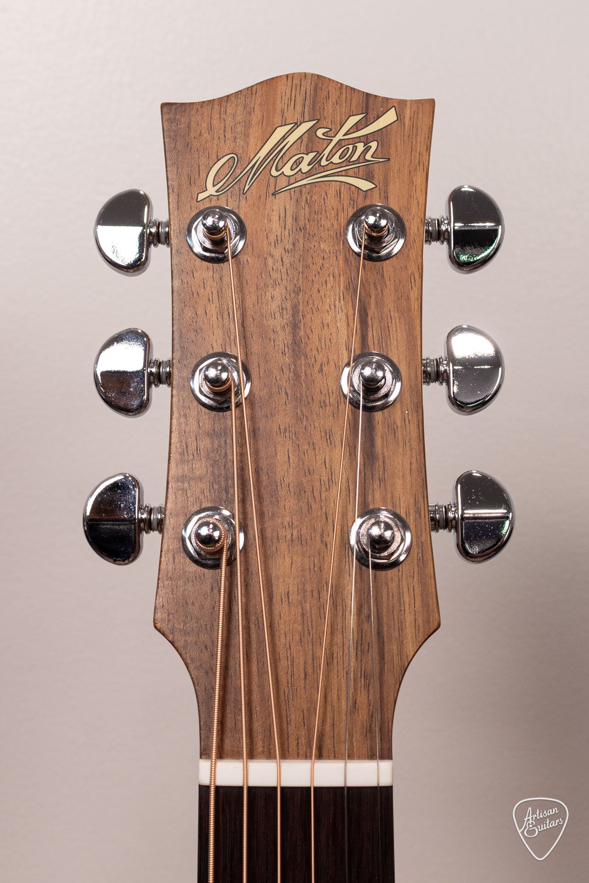 Maton Guitars EBG-808C Performer - 17185