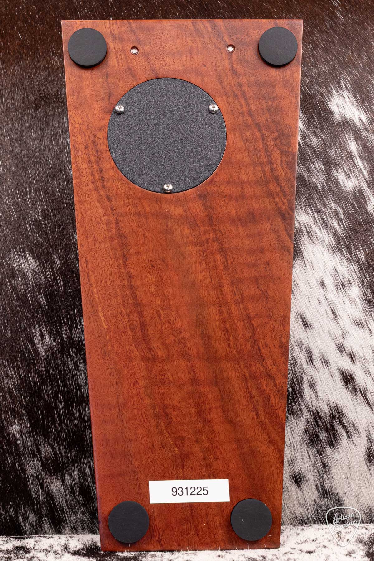 Wild Dog Red Belly Black Stomp Box -  931225