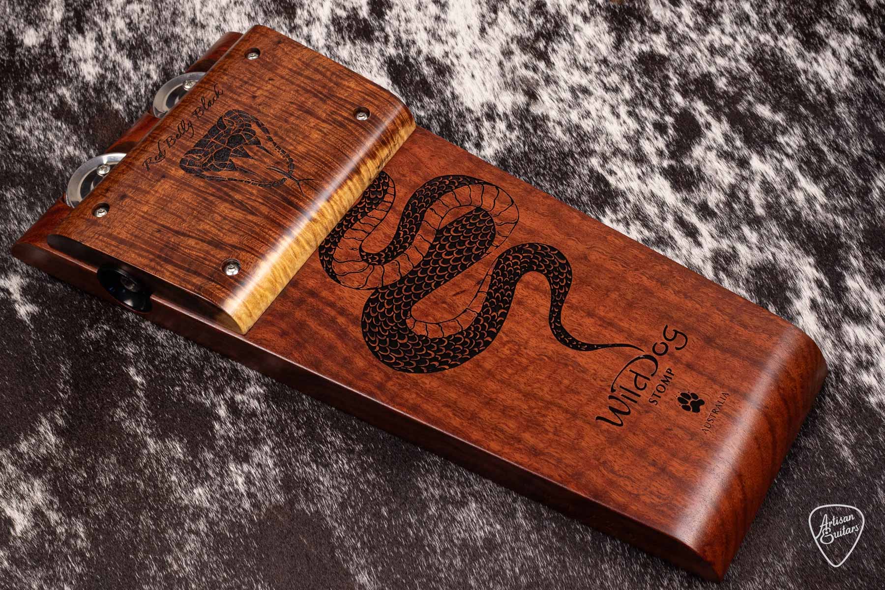 Wild Dog Red Belly Black Stomp Box -  981225