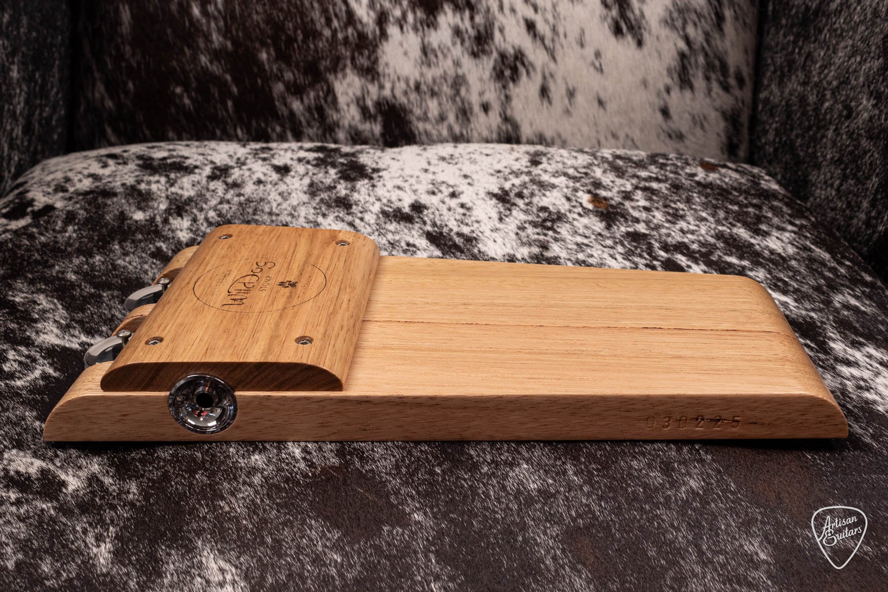 Wild Dog Silverback Stomp Box with Jingles - 030225
