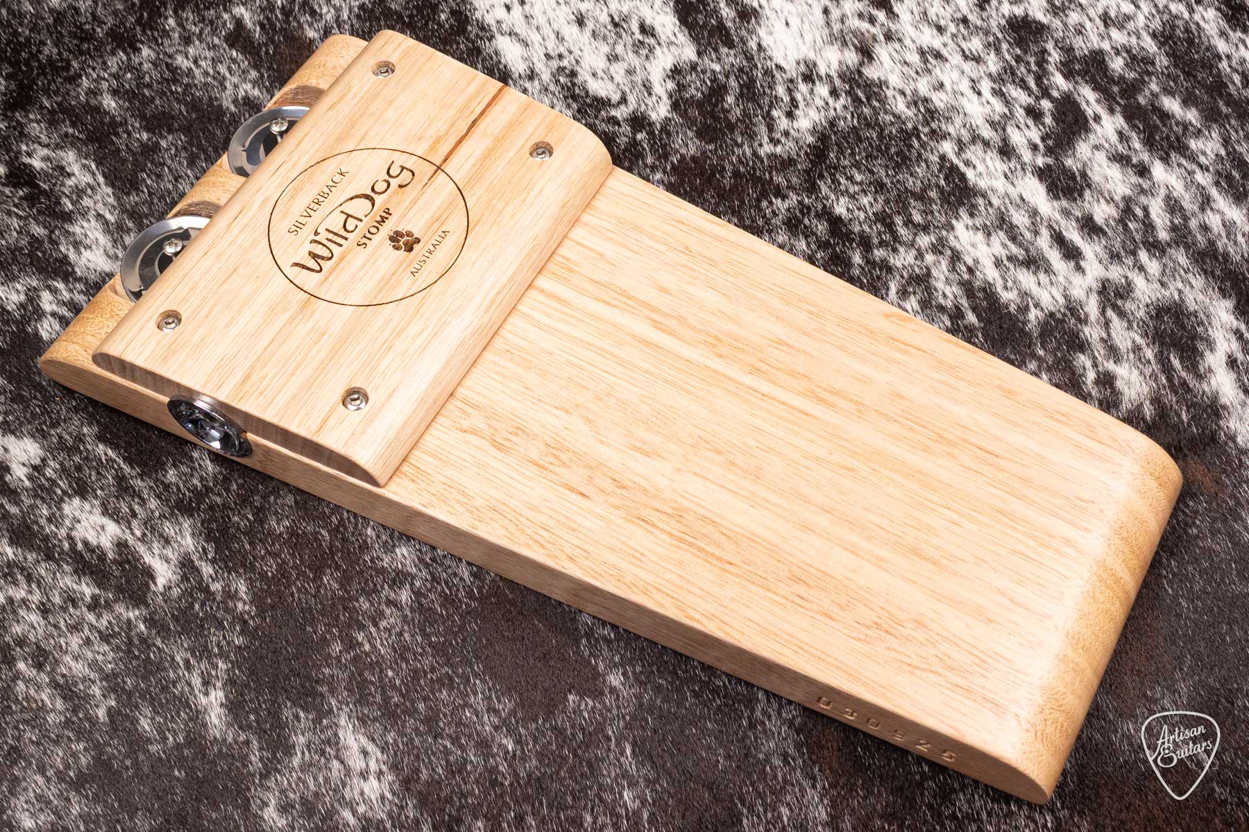 Wild Dog Silverback Stomp Box with Jingles - 030925