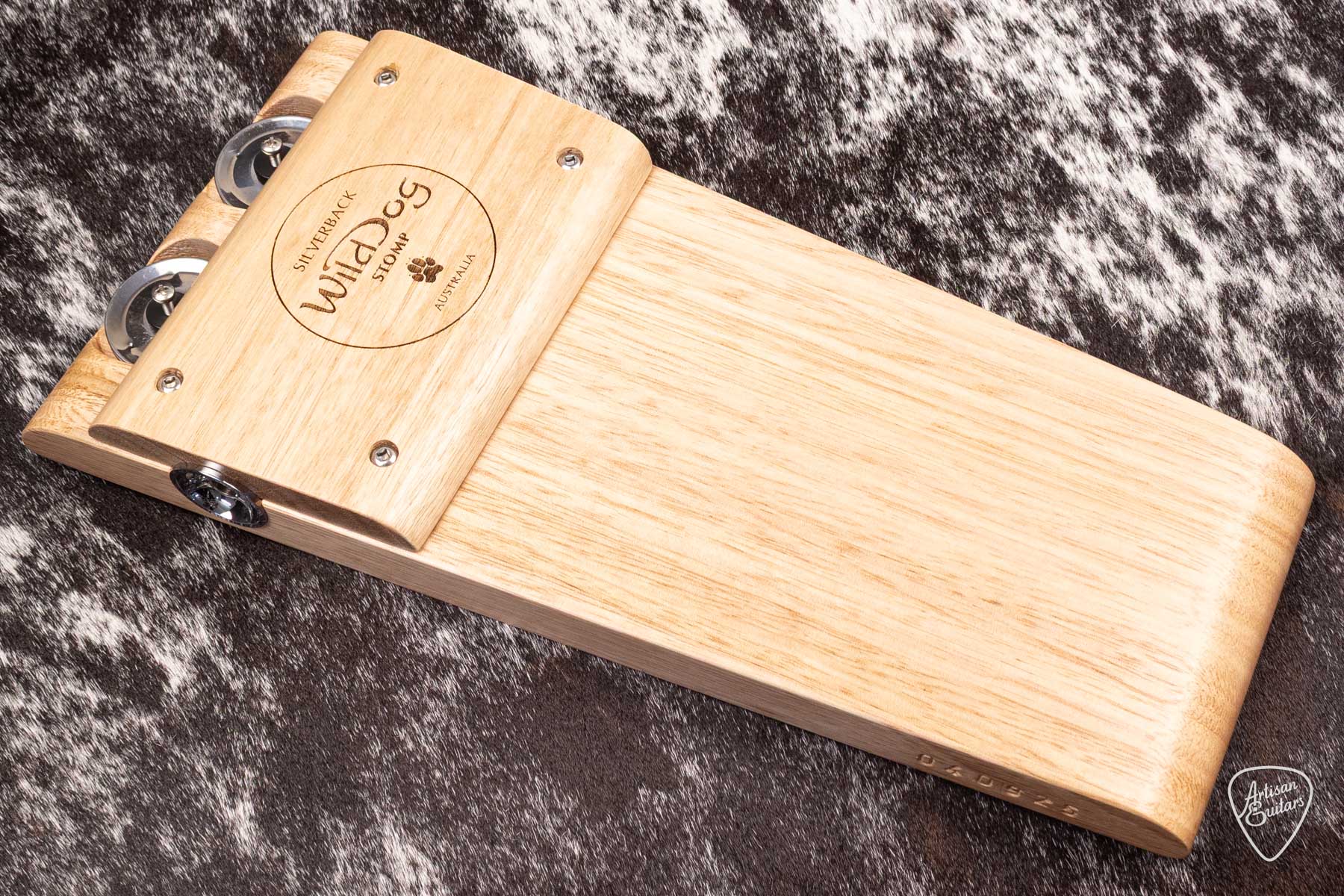 Wild Dog Silverback Stomp Box with Jingles - 040925