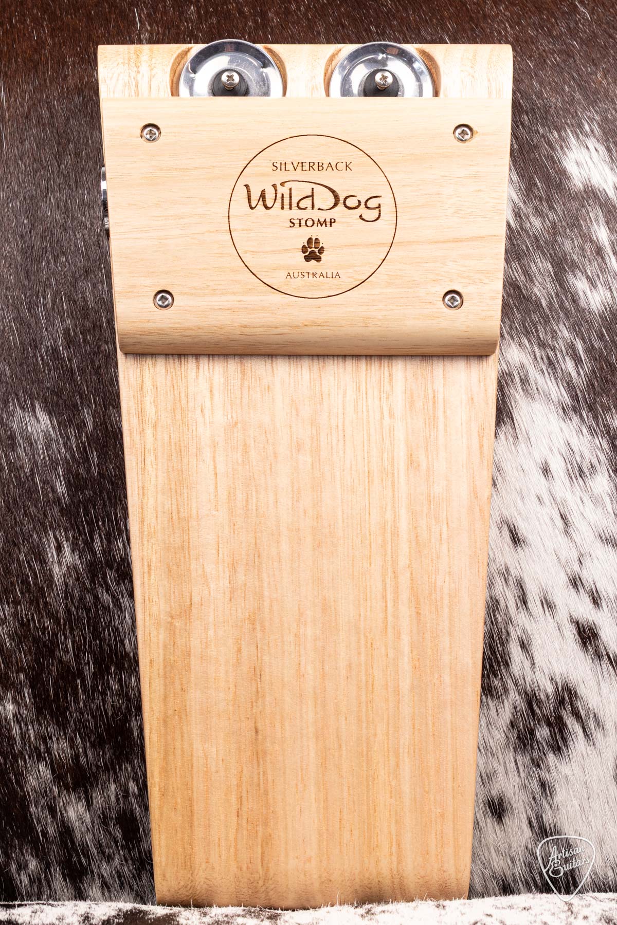 Wild Dog Silverback Stomp Box with Jingles - 040925