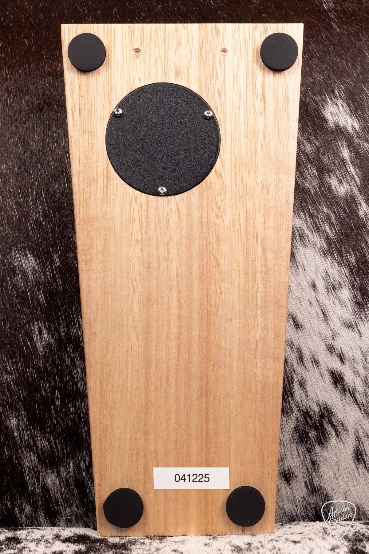 Wild Dog Silverback Stomp Box with Jingles - 041225