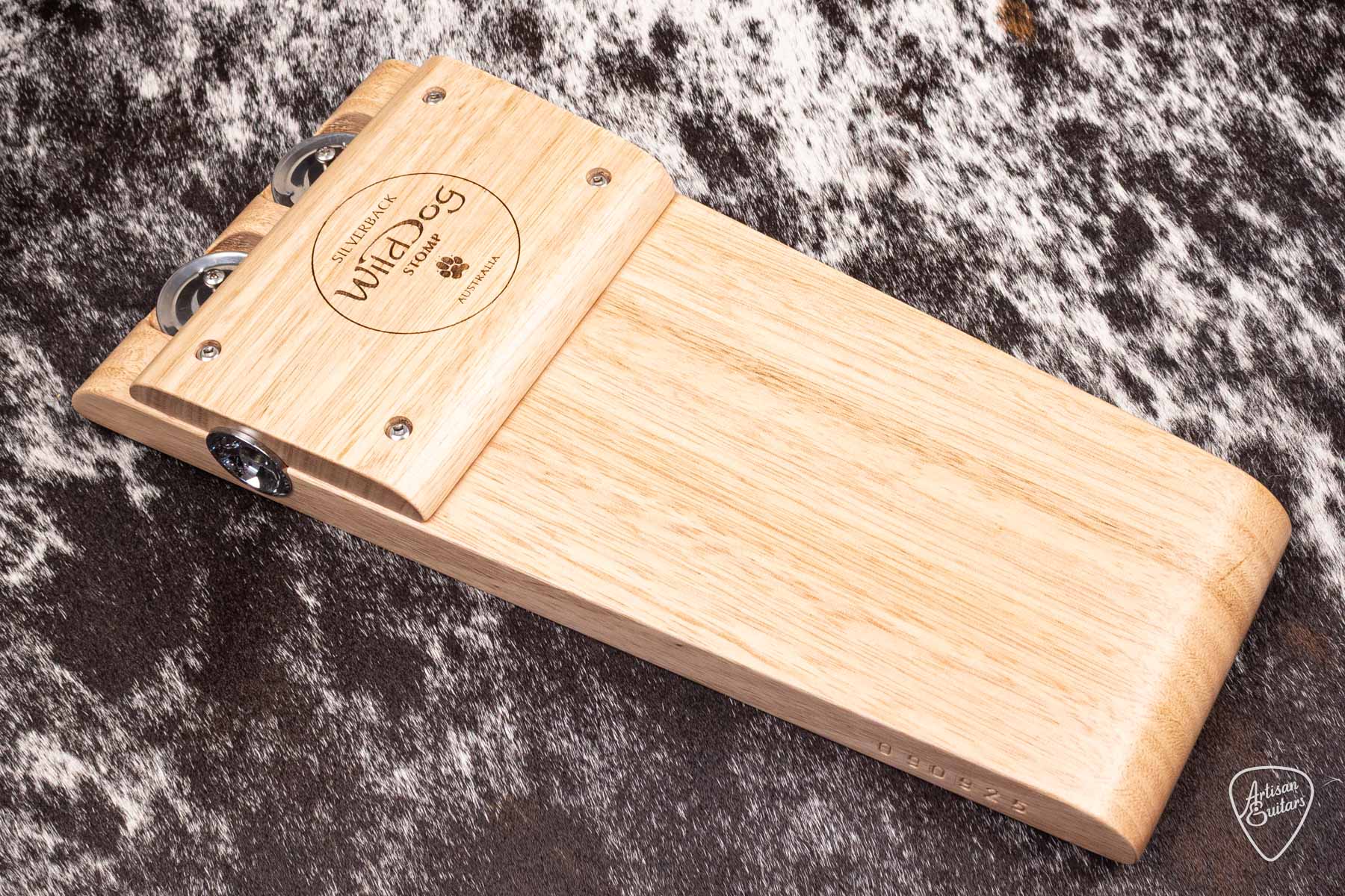 Wild Dog Silverback Stomp Box with Jingles - 090925