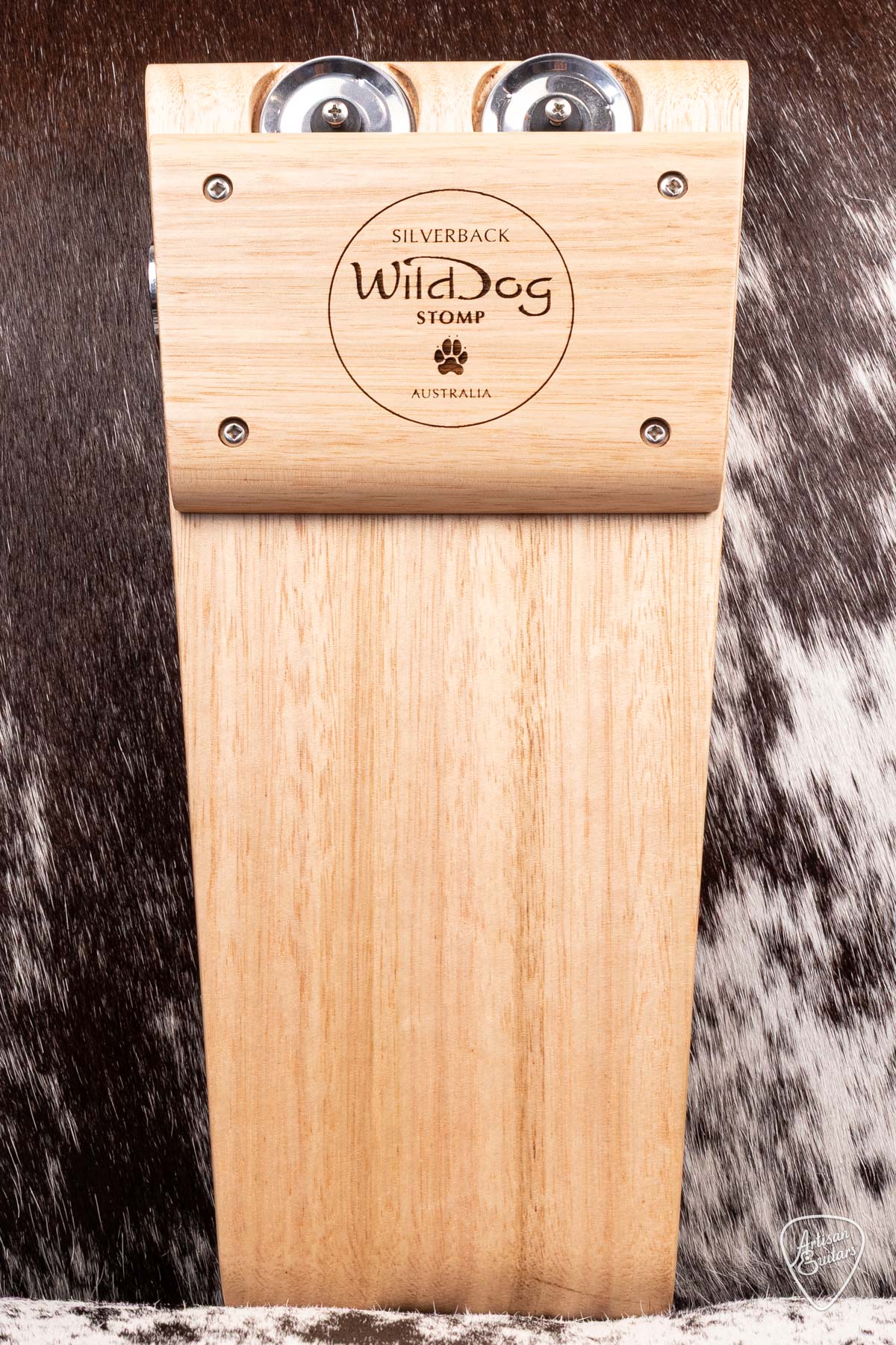 Wild Dog Silverback Stomp Box with Jingles - 090925
