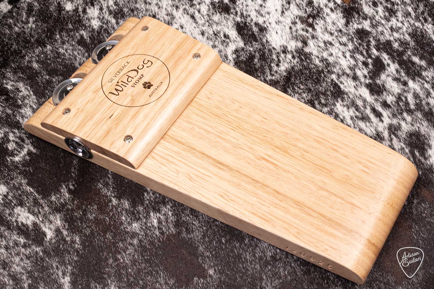 Wild Dog Silverback Stomp Box with Jingles - 120925