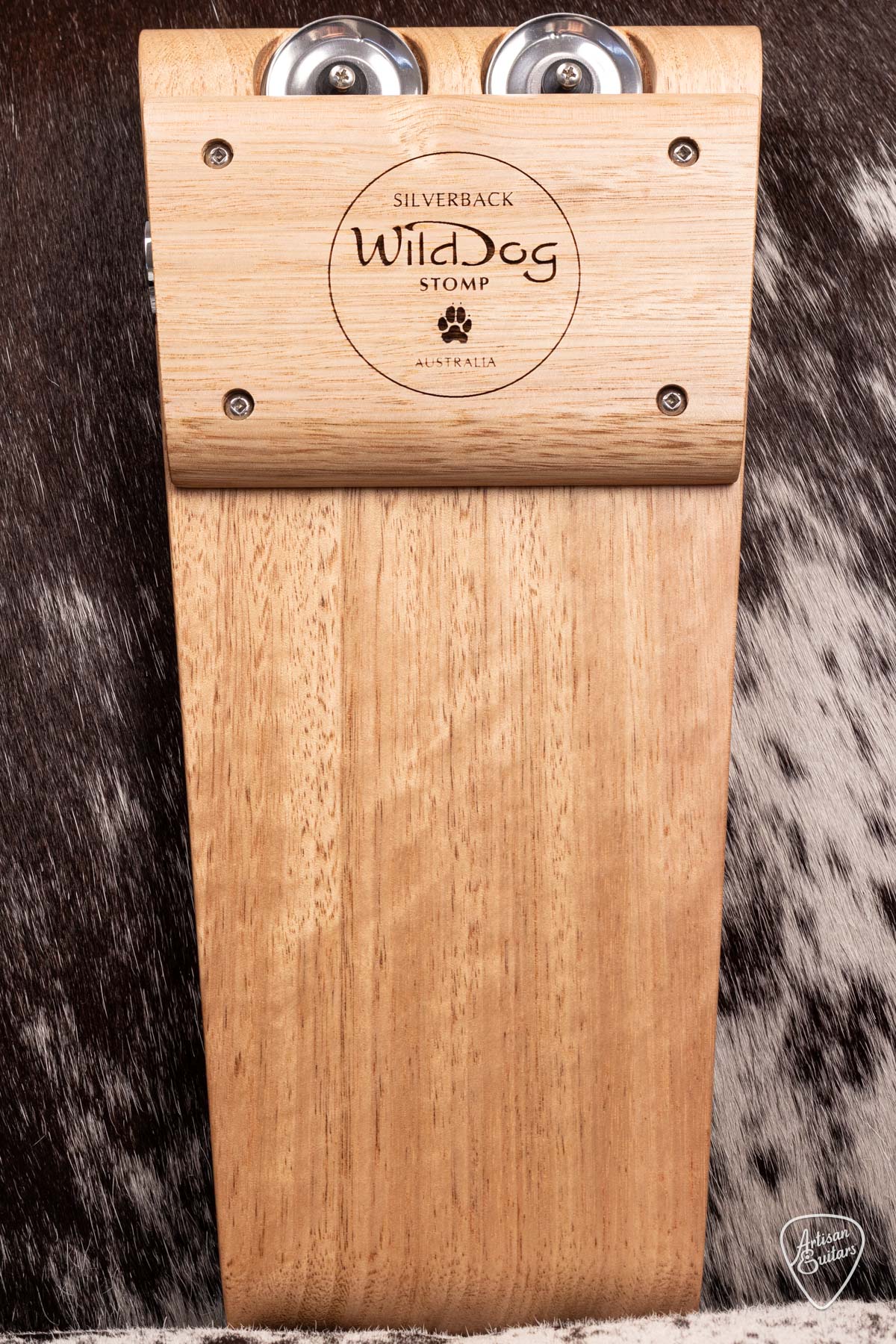 Wild Dog Silverback Stomp Box with Jingles - 1311124