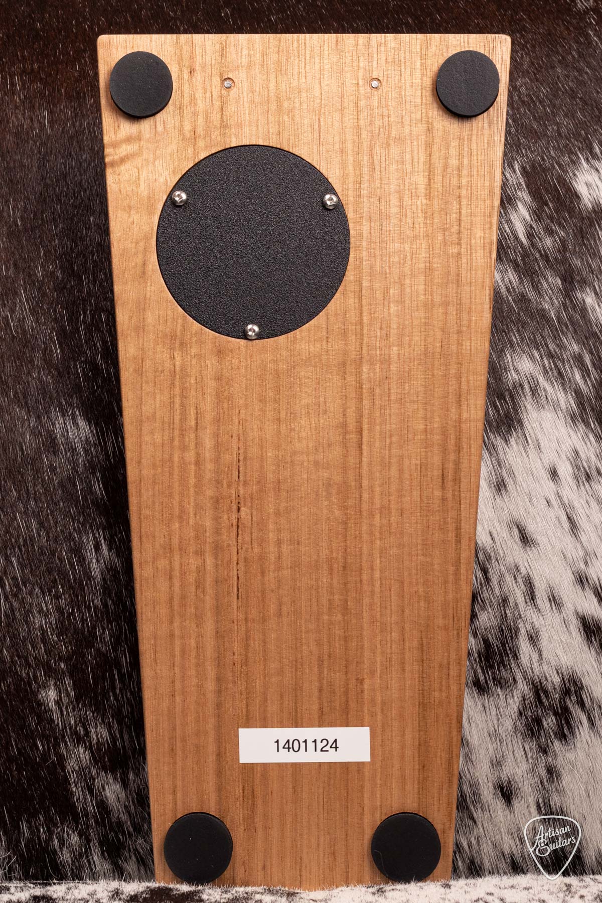 Wild Dog Silverback Stomp Box with Jingles - 1401124